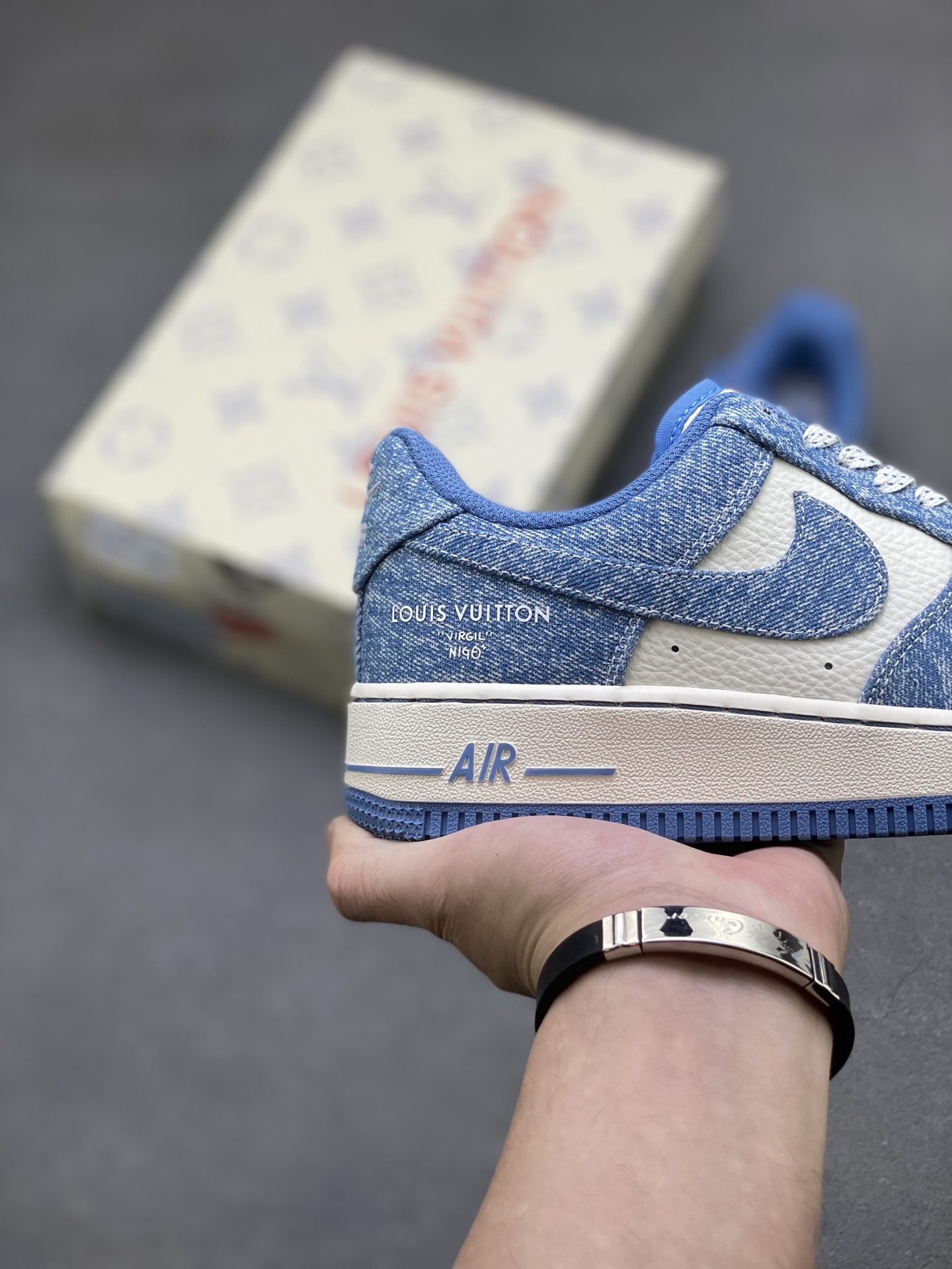 Nike Air Force 1 Low Louis Vuitton Custom Sneakers - Limited Edition 6 i1753372790474 7002 0 4