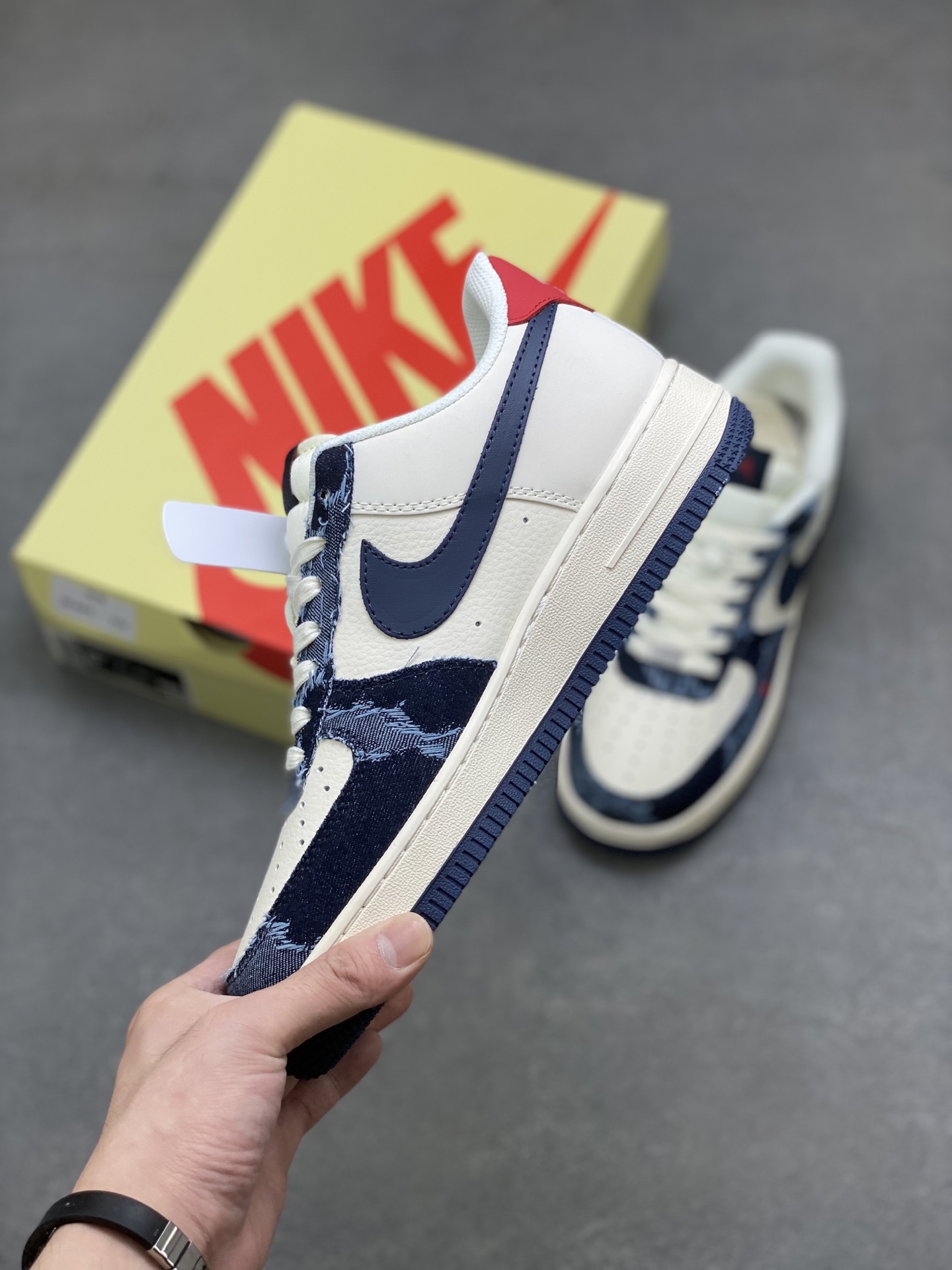 Nike Air Force 1 '07 Low Sneakers - Limited Edition, Premium Comfort 4 i1753372851092 4744 0 2