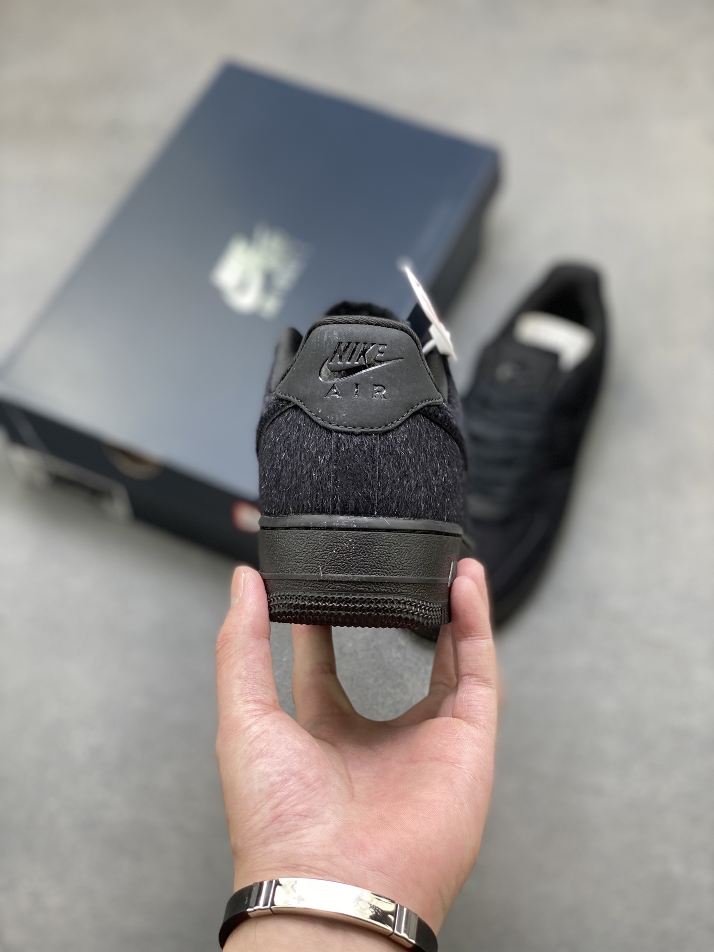 Nike Air Force 1 '07 Low Black - Limited Edition Sneaker with Air Cushioning 5 i1753372895369 9288 0 3