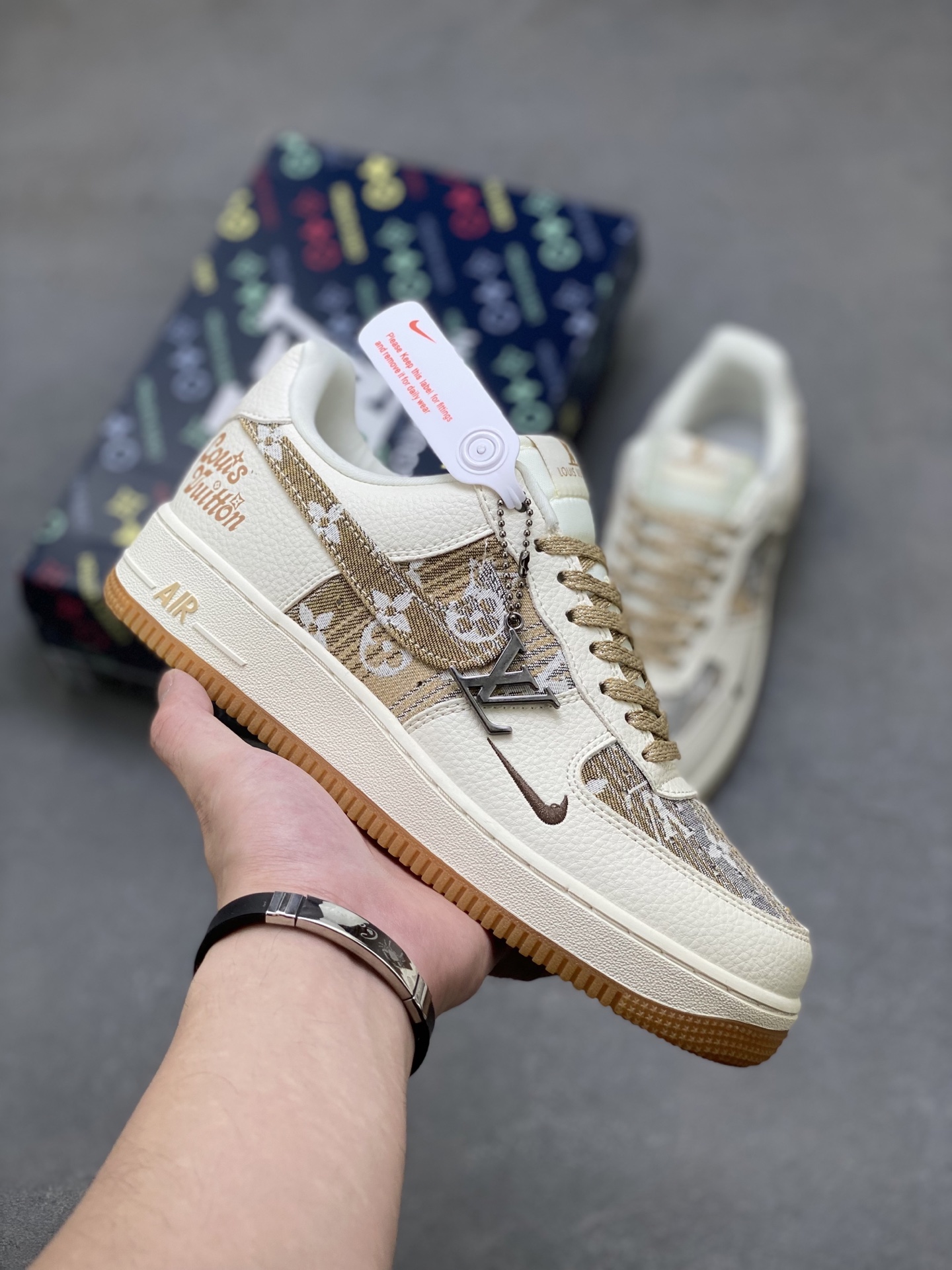 Nike Air Force 1 '07 Low Louis Vuitton Custom Sneakers - Limited Edition 2 i1753372940875 9158 0 0