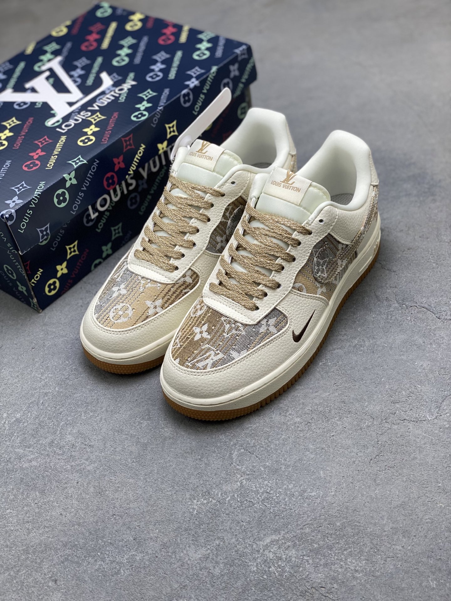 Nike Air Force 1 '07 Low Louis Vuitton Custom Sneakers - Limited Edition 9 i1753372940969 7275 0 7