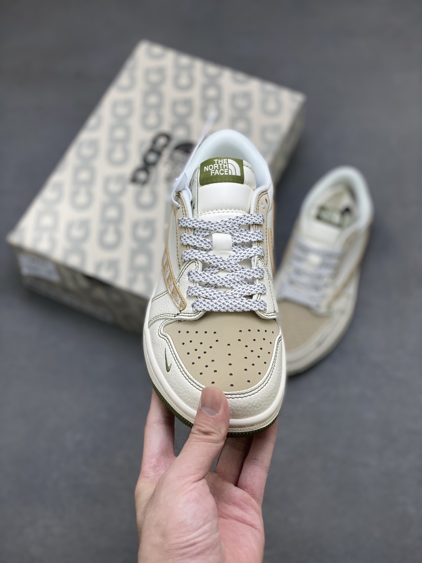 Nike Air Jordan 1 x Travis Scott 'DIY' Low Top Sneakers - Limited Edition 3 i1753373249336 7759 0 1