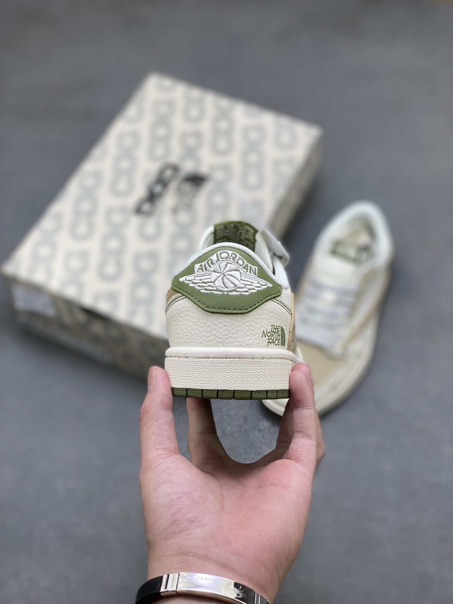 Nike Air Jordan 1 x Travis Scott 'DIY' Low Top Sneakers - Limited Edition 5 i1753373251662 5641 0 3