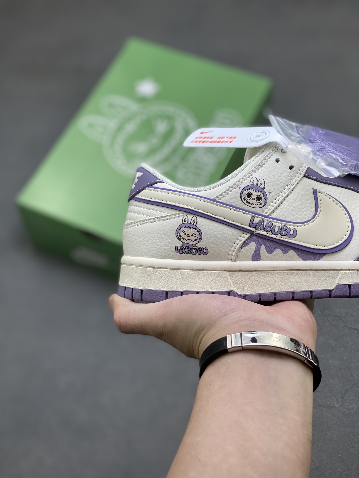 Nike SB Dunk Low Retro 'Labubu' Casual Skateboarding Shoes - Style & Comfort 6 i1753373314267 153 0 4