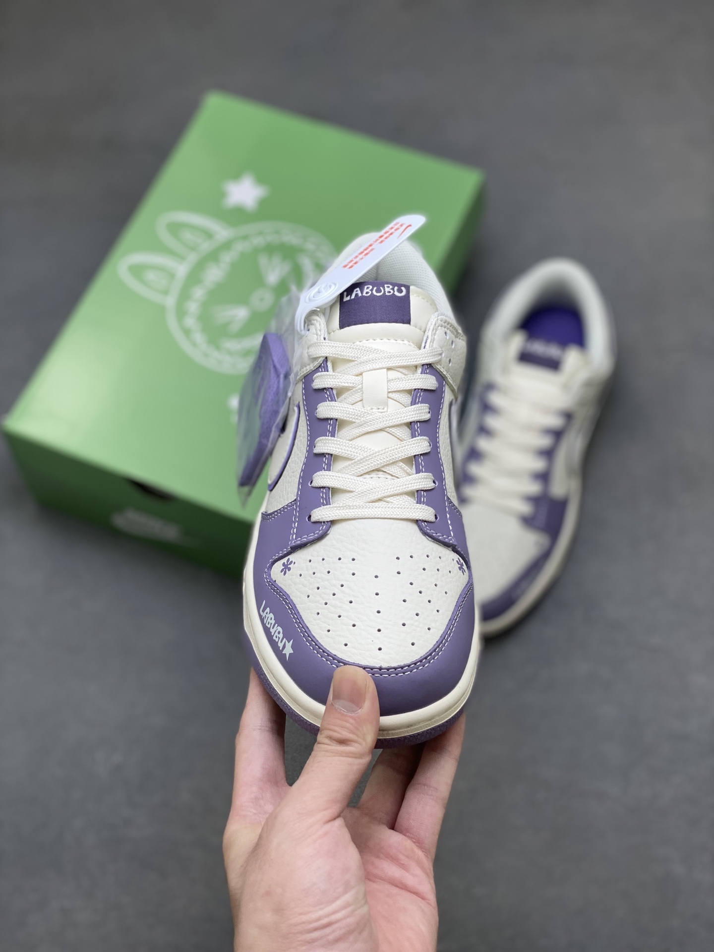 Nike SB Dunk Low Retro 'Labubu' Casual Skateboarding Shoes - Style & Comfort 3 i1753373314297 5624 0 1