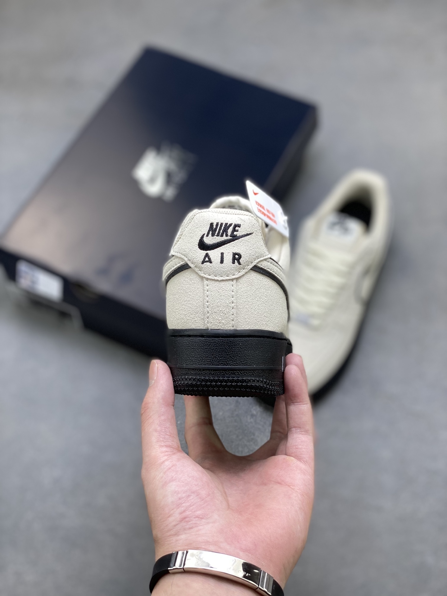 Nike Air Force 1 '07 Low Beige/Black Limited Edition Sneakers HQ1966-200 5 i1753545800661 5137 0 3