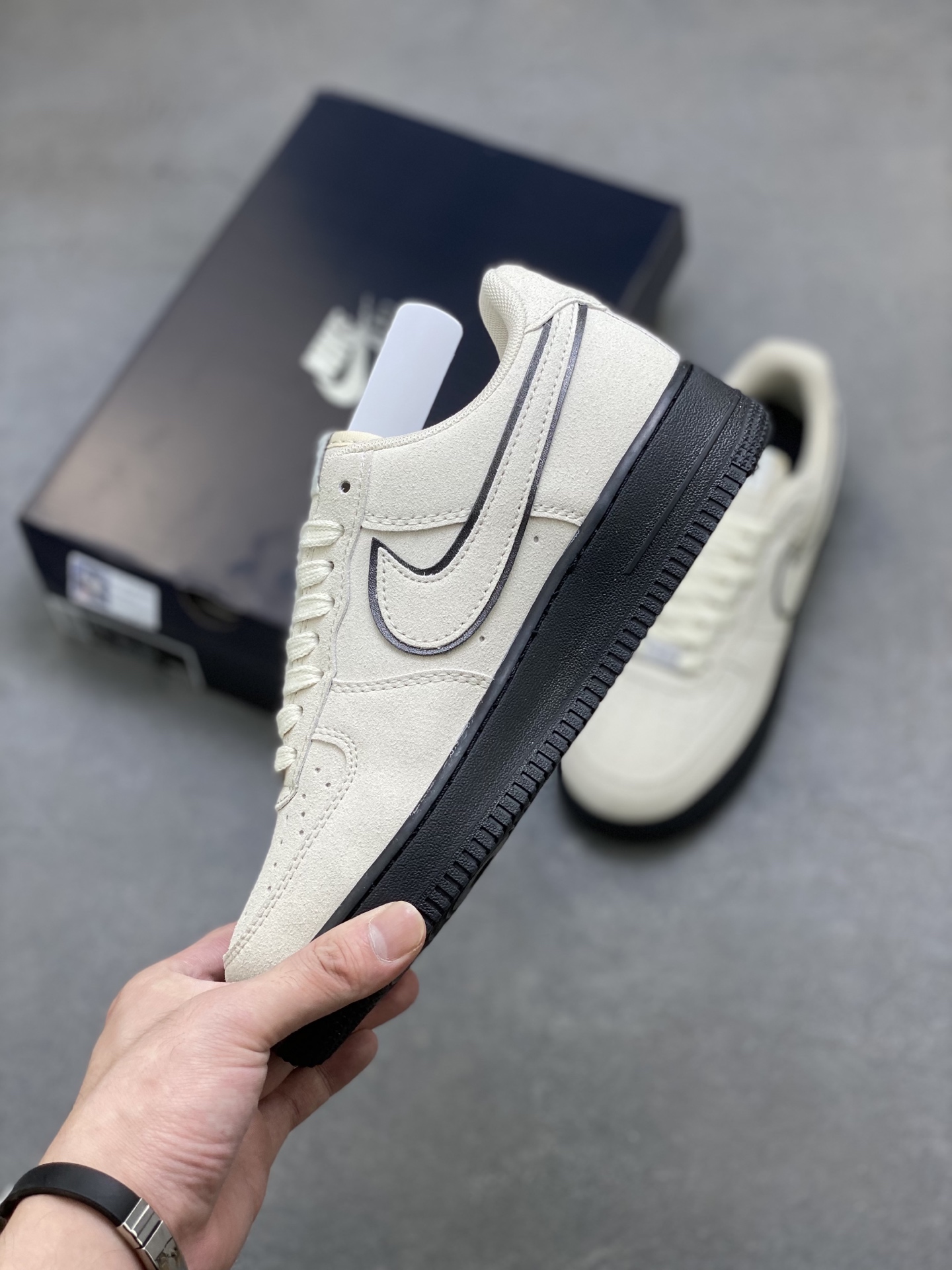 Nike Air Force 1 '07 Low Beige/Black Limited Edition Sneakers HQ1966-200 4 i1753545801186 9479 0 2
