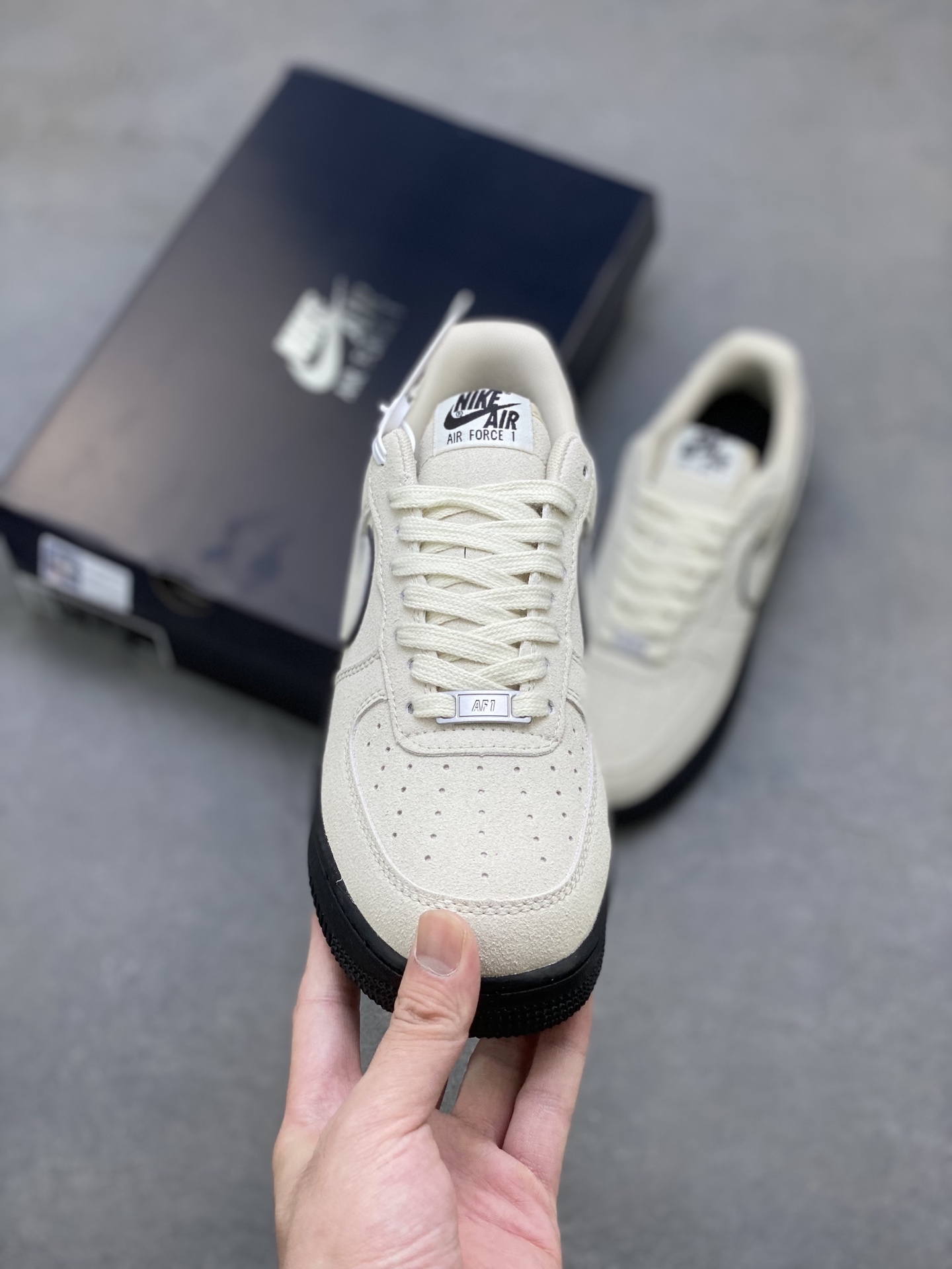 Nike Air Force 1 '07 Low Beige/Black Limited Edition Sneakers HQ1966-200 3 i1753545806557 8808 0 1