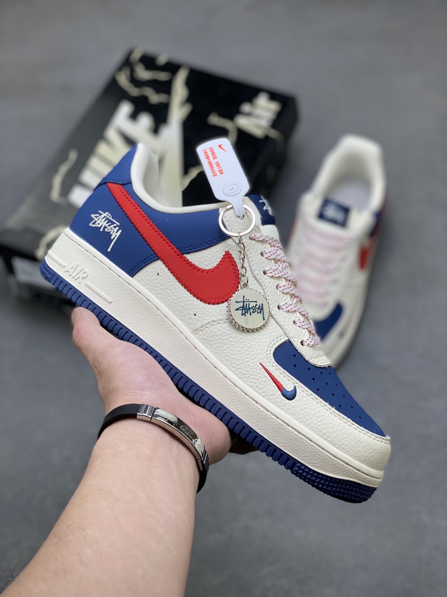 Nike Air Force 1 '07 Low Stüssy Collab Sneakers - Limited Edition 2 i1753546067975 4076 0 0