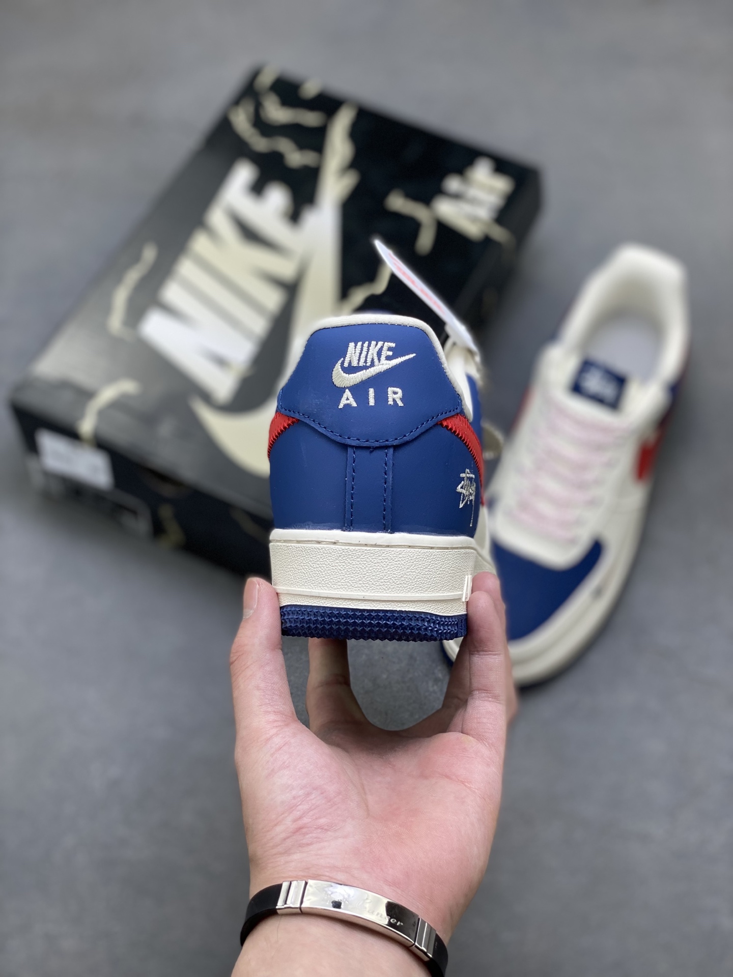 Nike Air Force 1 '07 Low Stüssy Collab Sneakers - Limited Edition 5 i1753546070201 6985 0 3