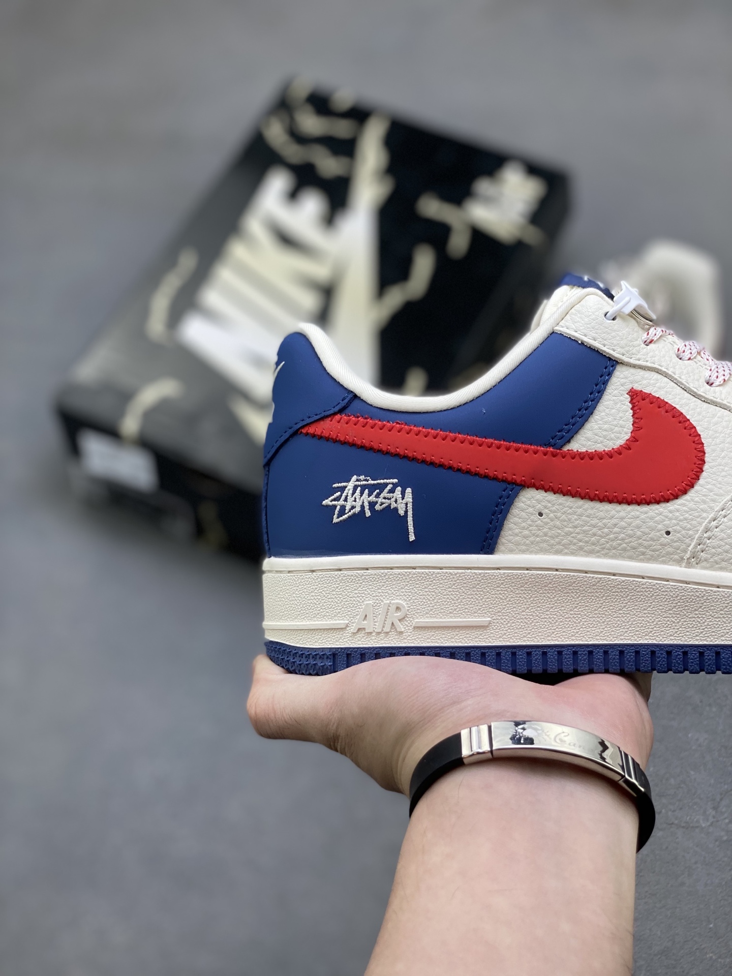 Nike Air Force 1 '07 Low Stüssy Collab Sneakers - Limited Edition 6 i1753546070279 2452 0 4