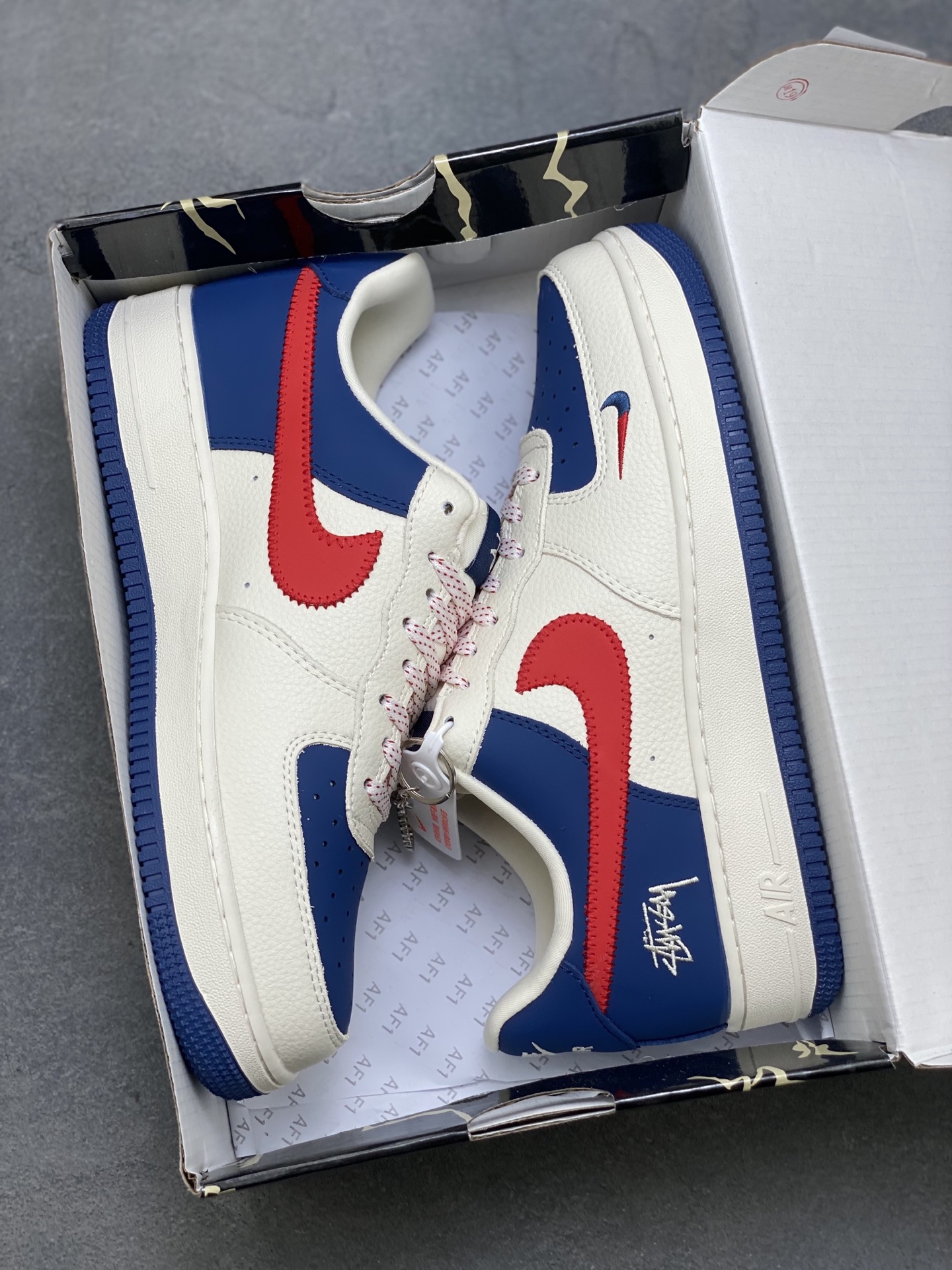 Nike Air Force 1 '07 Low Stüssy Collab Sneakers - Limited Edition 10 i1753546070328 7035 0 8
