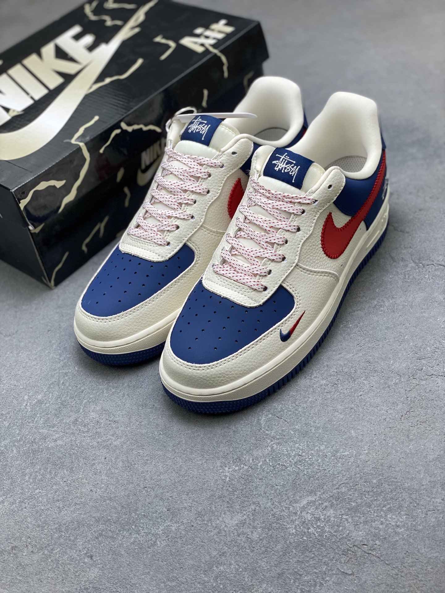 Nike Air Force 1 '07 Low Stüssy Collab Sneakers - Limited Edition 9 i1753546077494 2949 0 7
