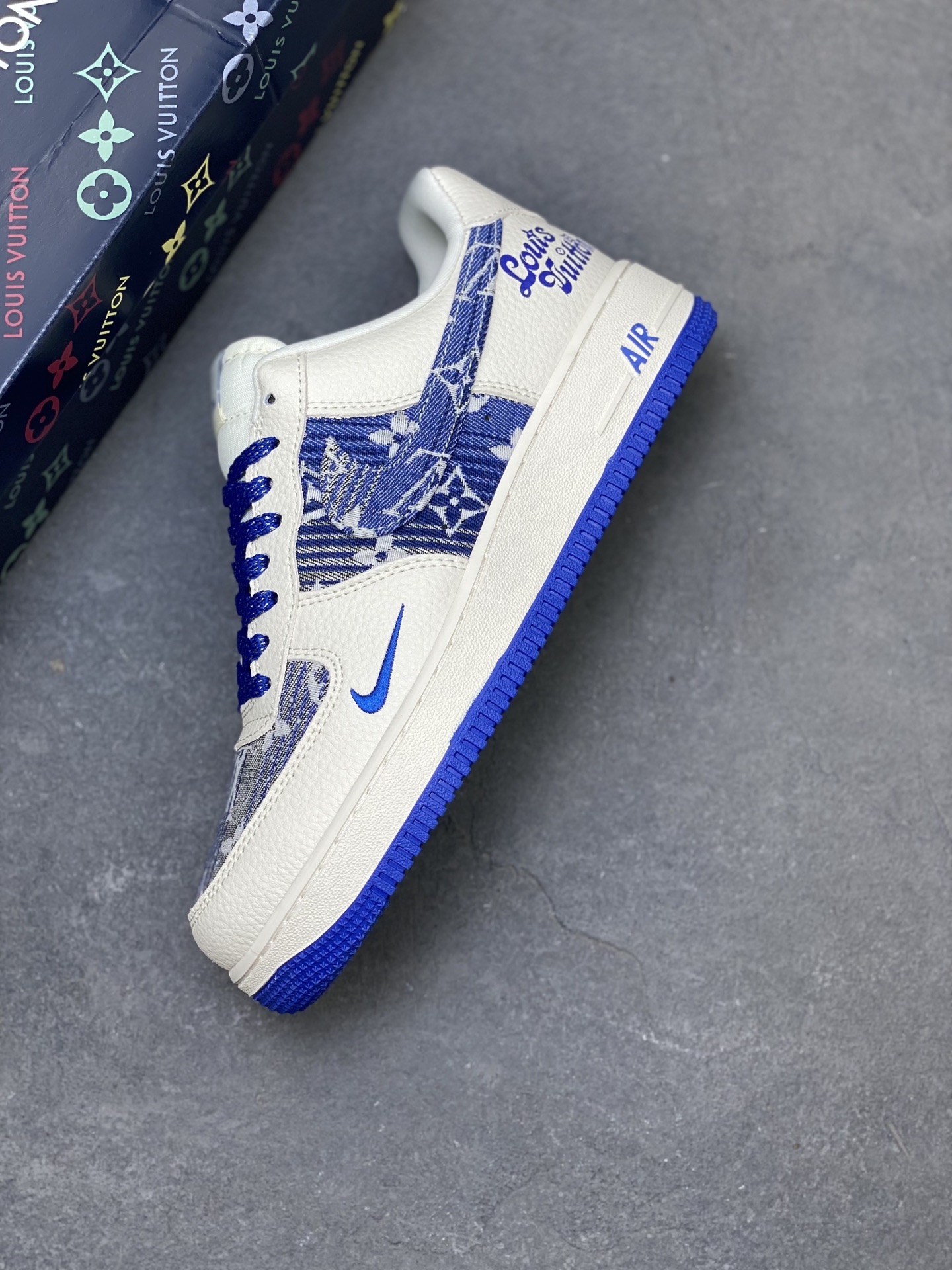 Nike Air Force 1 '07 Low Louis Vuitton Edition Sneakers - Limited Release 8 i1753546124598 3265 0 6