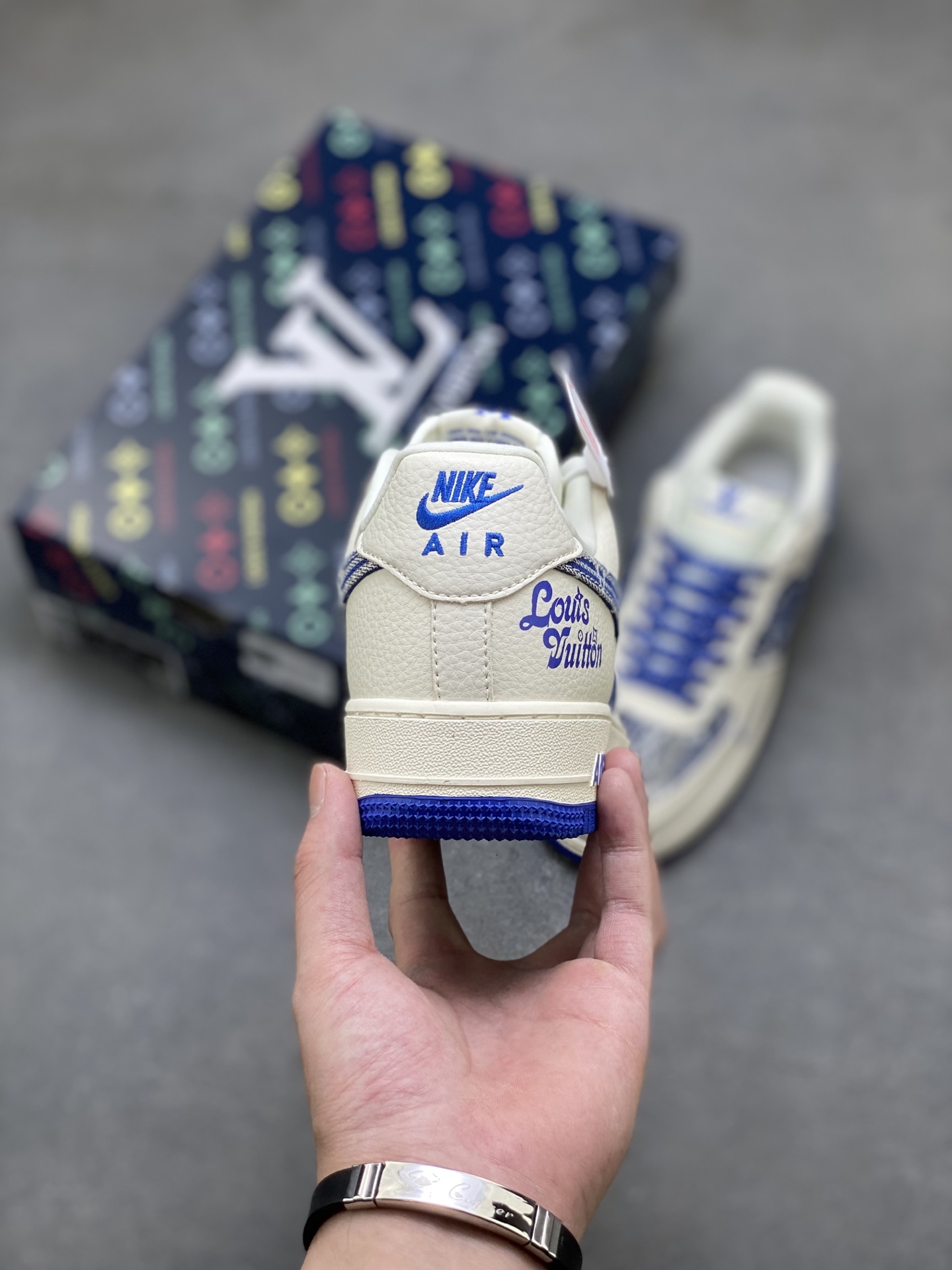 Nike Air Force 1 '07 Low Louis Vuitton Edition Sneakers - Limited Release 5 i1753546124655 5049 0 3