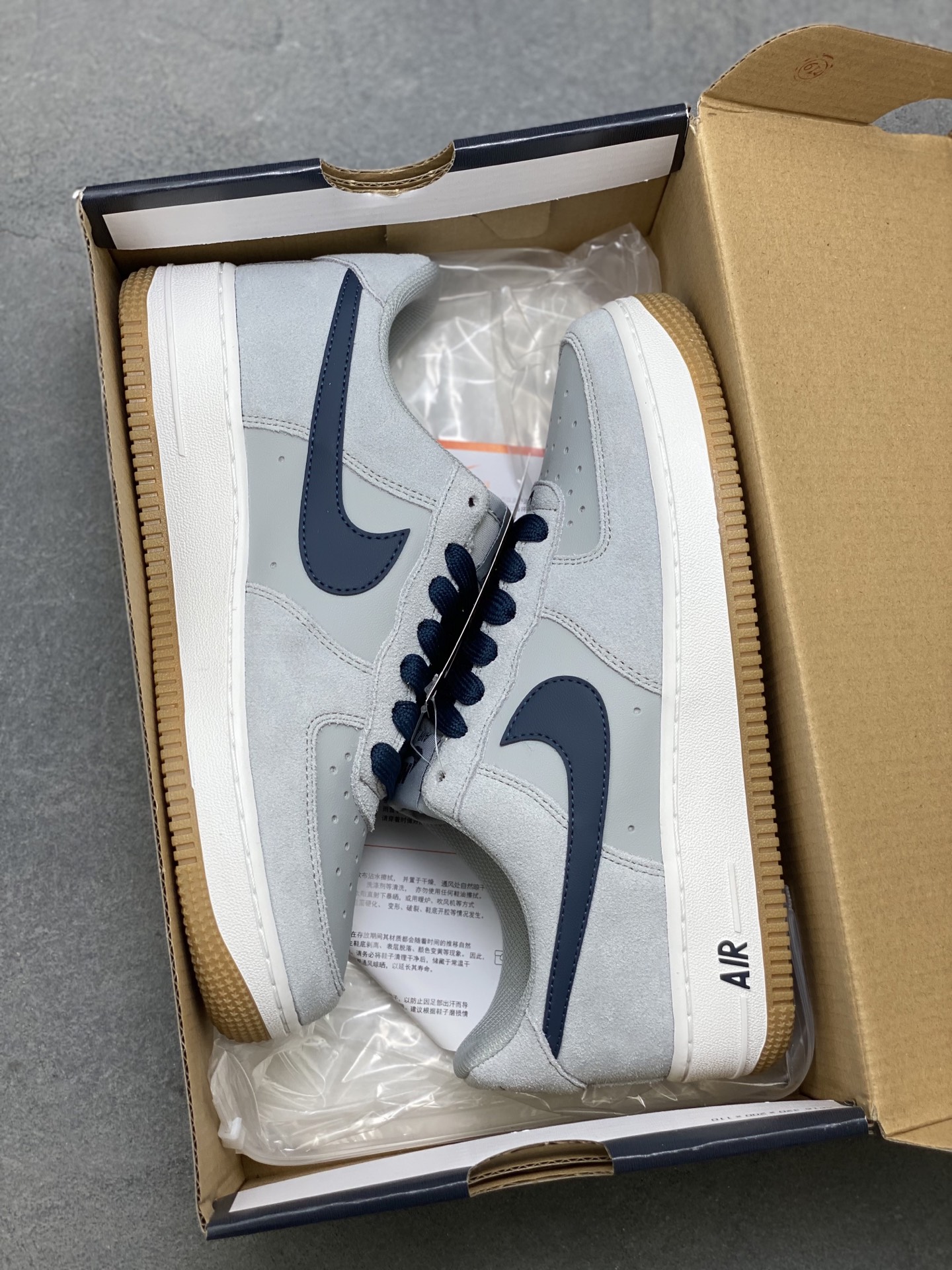 Nike Air Force 1 '07 Low Grey/Navy Sneakers Limited Edition - Size 36-45 10 i1753633519845 7481 0 8