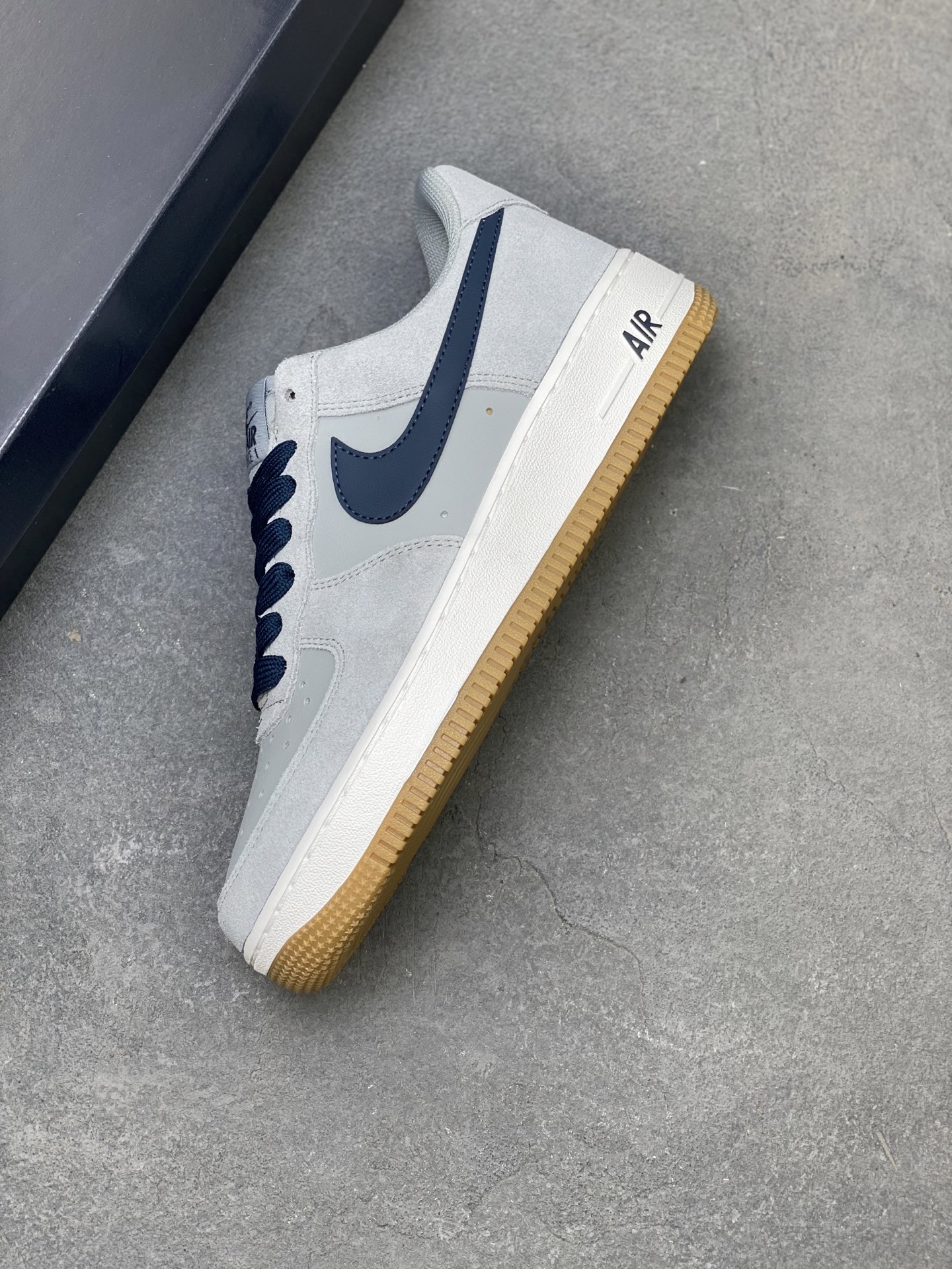 Nike Air Force 1 '07 Low Grey/Navy Sneakers Limited Edition - Size 36-45 8 i1753633520721 132 0 6