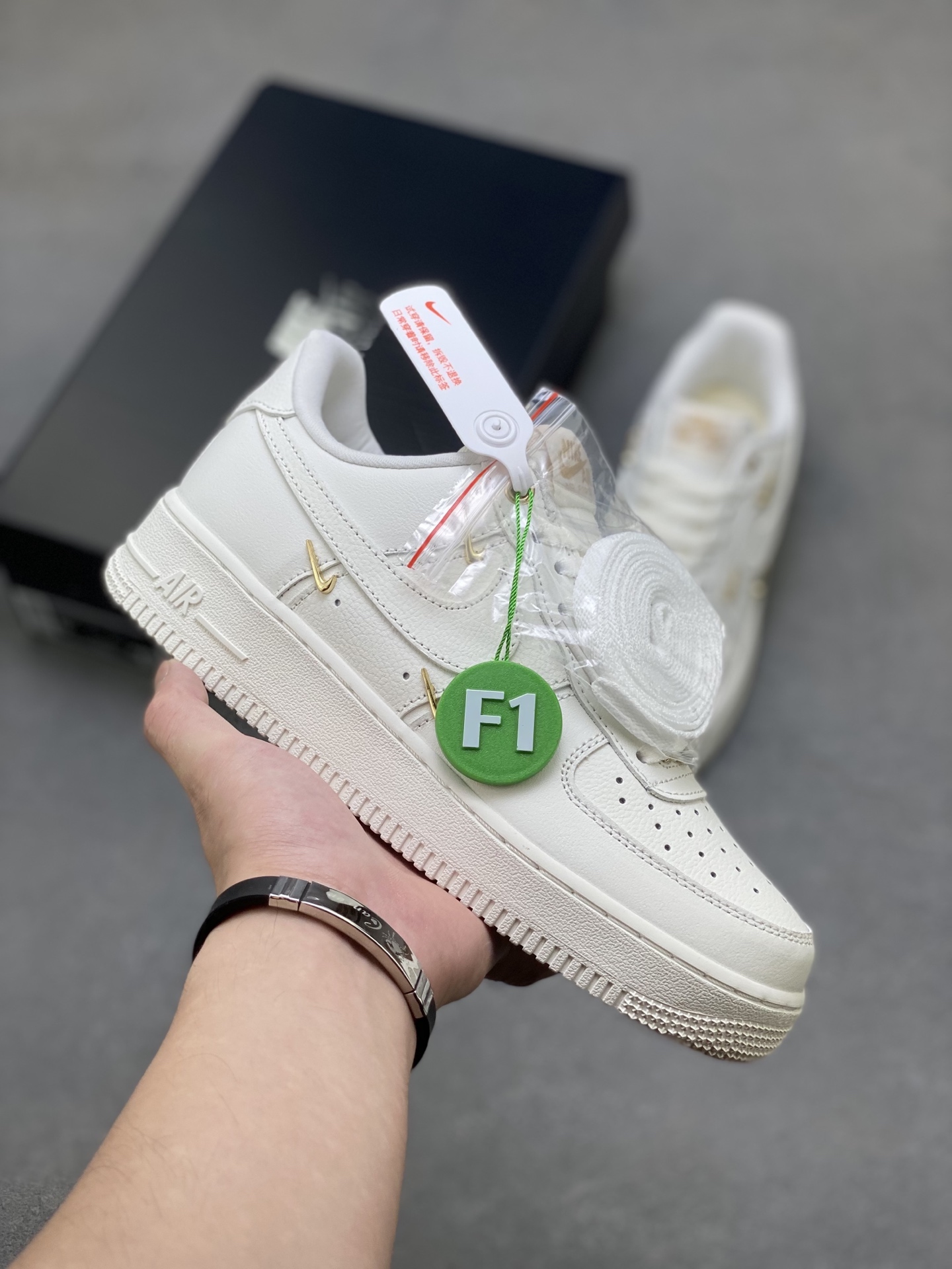 Nike Air Force 1 '07 Low Cream White/Gold Hook Casual Sneakers FV3654-111 2 i1753633727509 6737 0 0