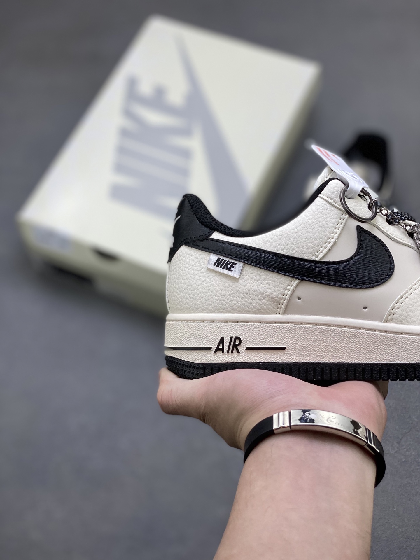 Nike Air Force 1 '07 Low Sneakers - Limited Edition, Premium Comfort 6 i1753718440769 8186 0 4