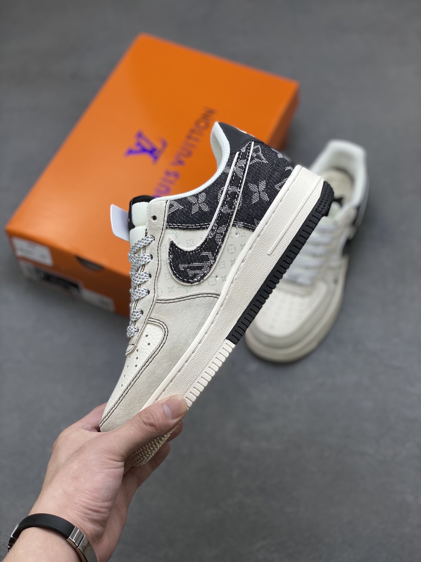 Nike Air Force 1 '07 Low Custom Sneakers - Limited Edition Design 4 i1753718607763 512 0 2