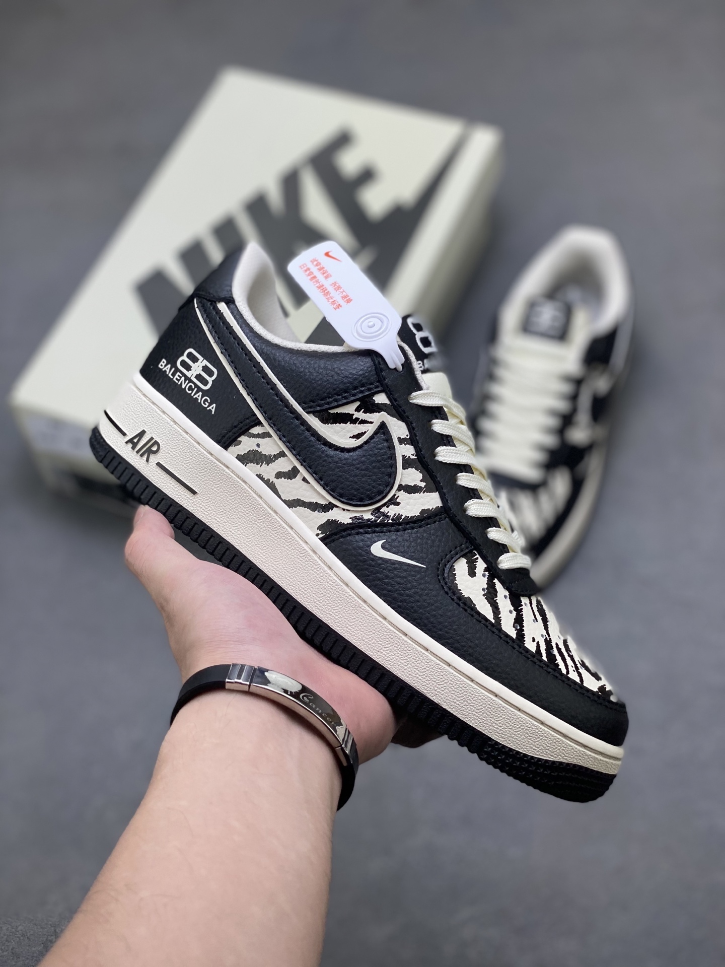 Nike Air Force 1 '07 Low Black Zebra Print Limited Edition Sneakers 2 i1753891372743 8972 0 0