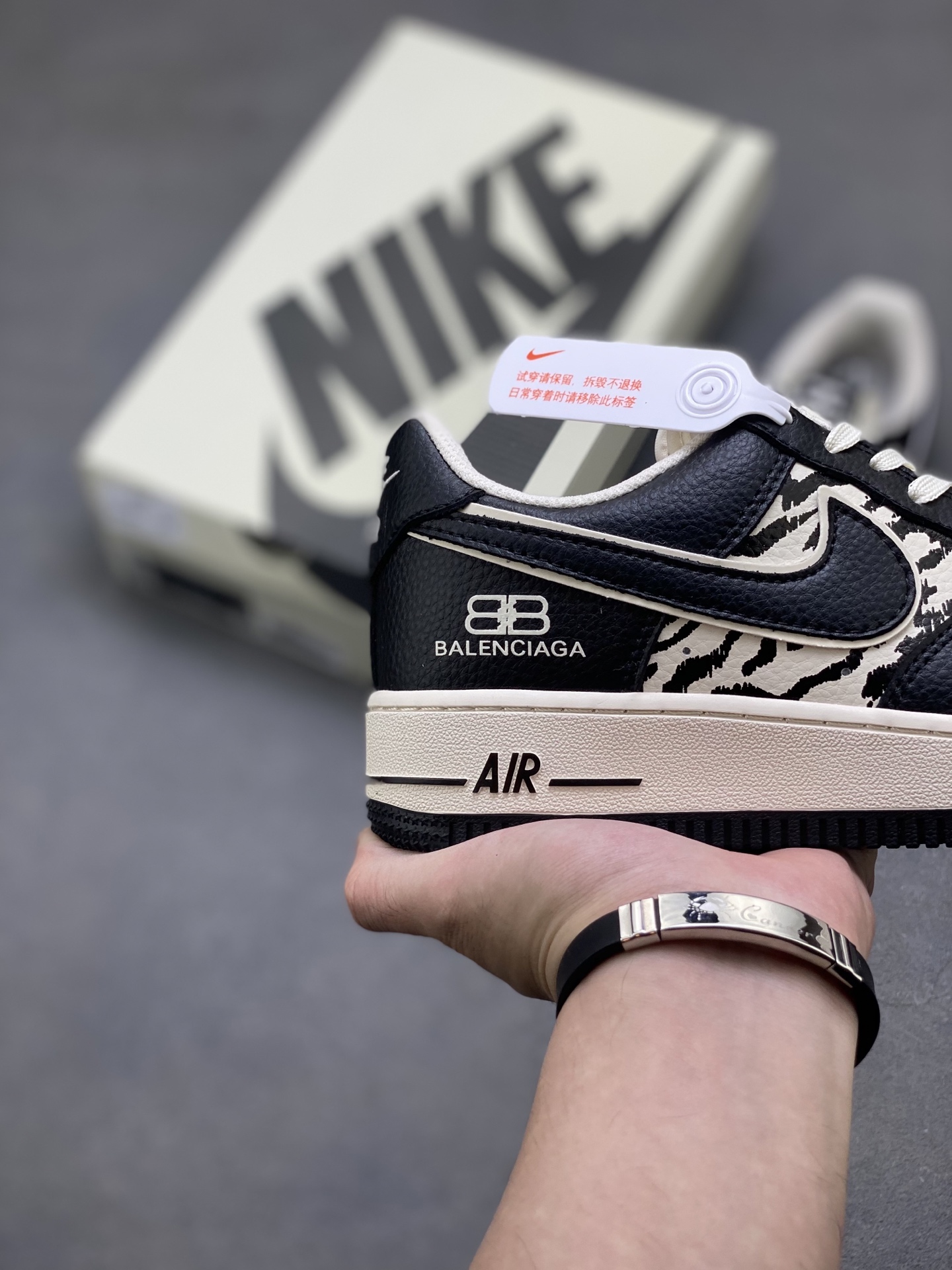 Nike Air Force 1 '07 Low Black Zebra Print Limited Edition Sneakers 6 i1753891373459 2936 0 4