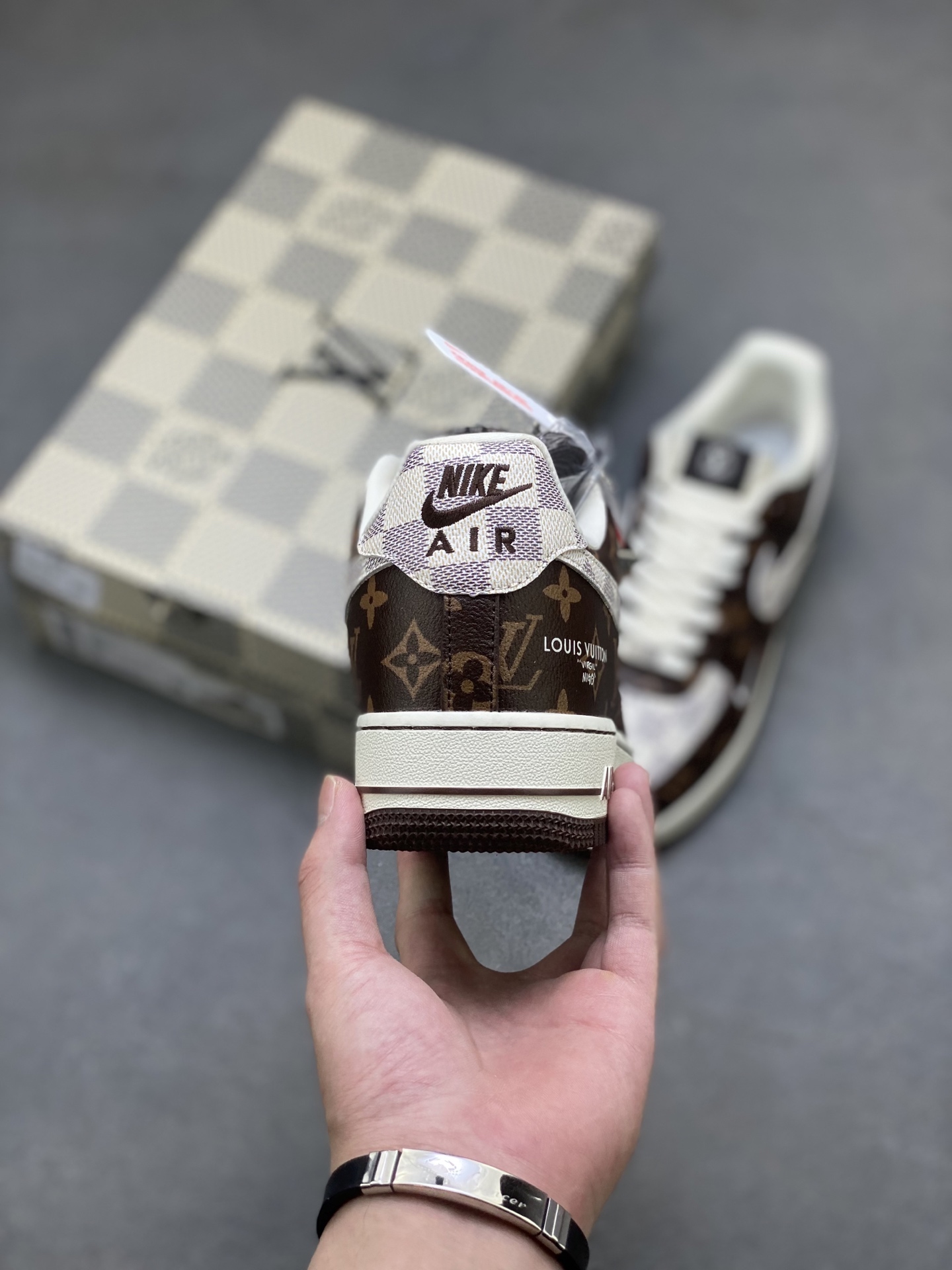 Nike Air Force 1 '07 Low Louis Vuitton Custom Sneakers - Limited Edition 5 i1754150609581 8002 0 3
