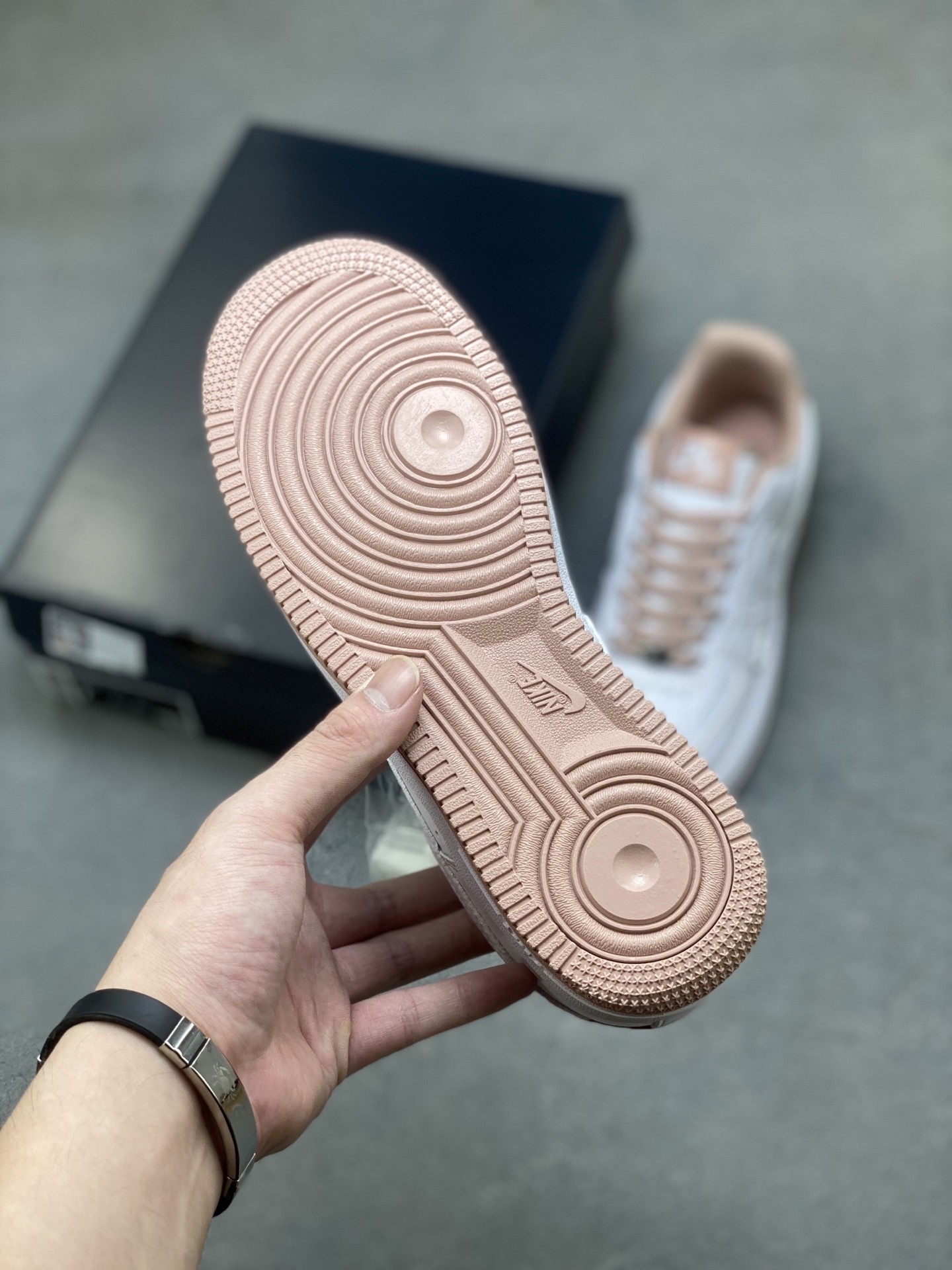 Nike Air Force 1 '07 Low White/Rose Gold Casual Sneakers IB6543-100 7 i1754150759359 9551 0 5