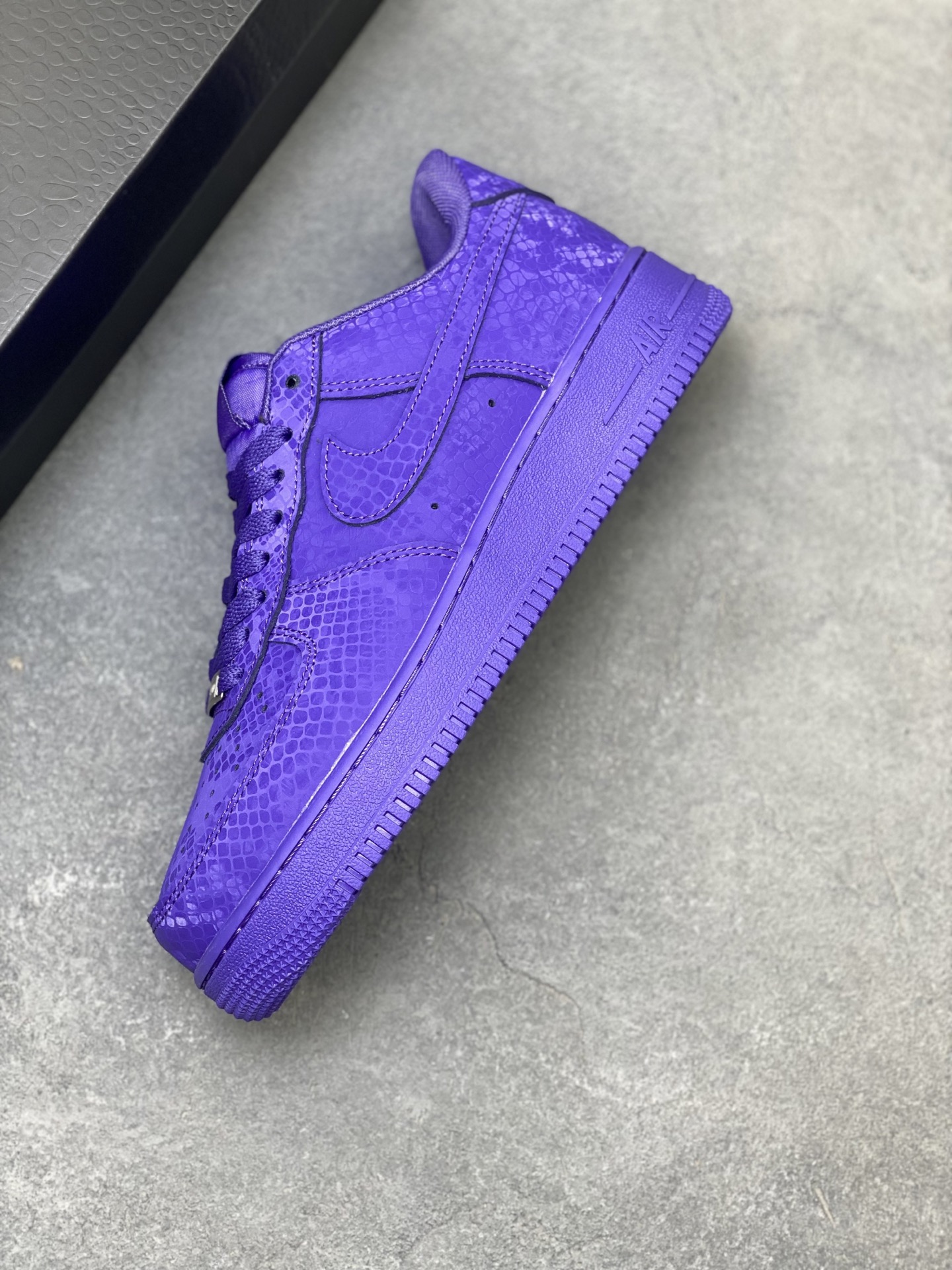 Nike Air Force 1 '07 Low Purple Snakeskin Limited Edition Athletic Shoes 8 i1754150802849 3274 0 6