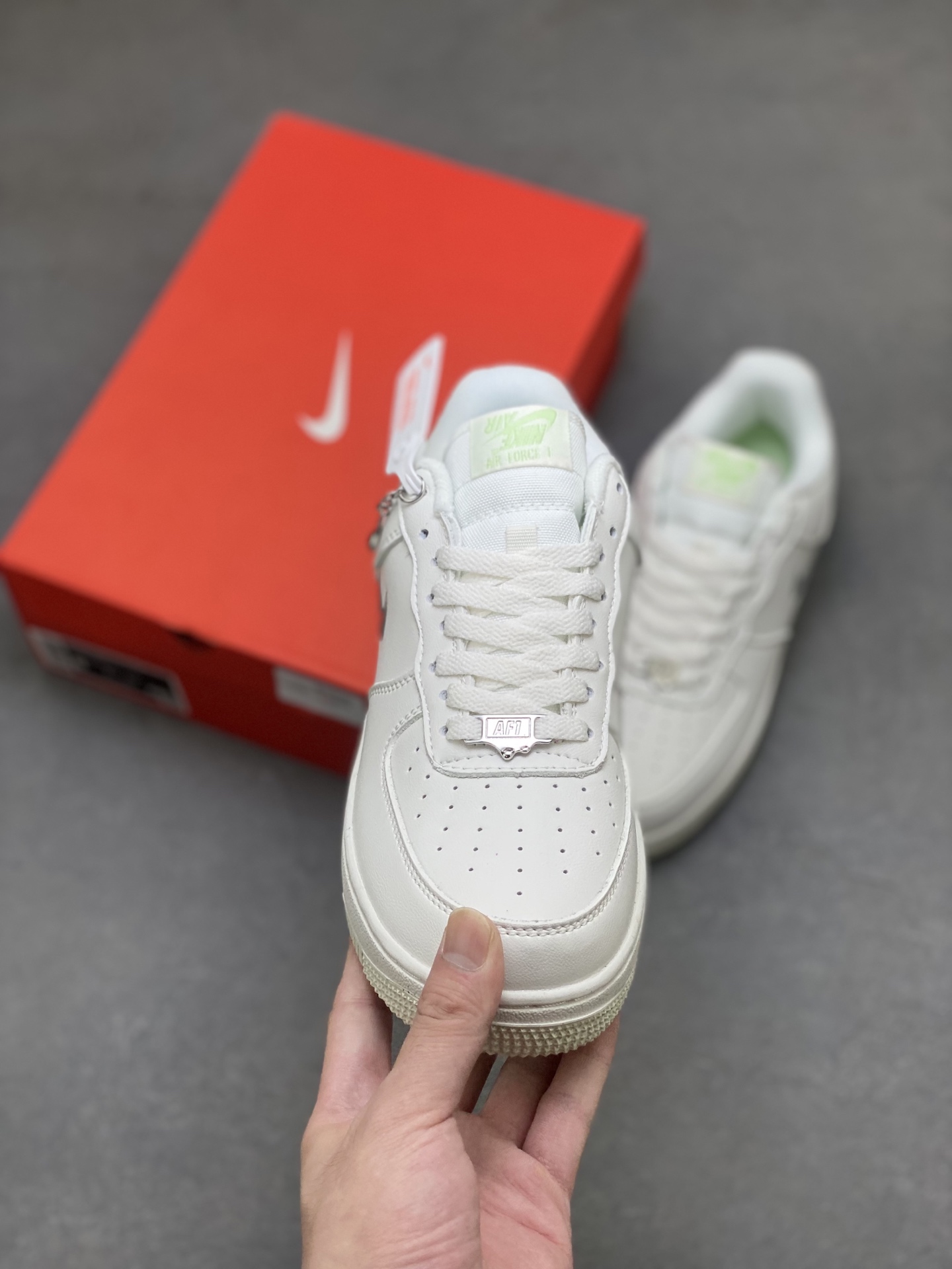 Nike Air Force 1 '07 Low White/Silver Casual Shoes For Men and Women 3 i1754150965235 9798 0 1
