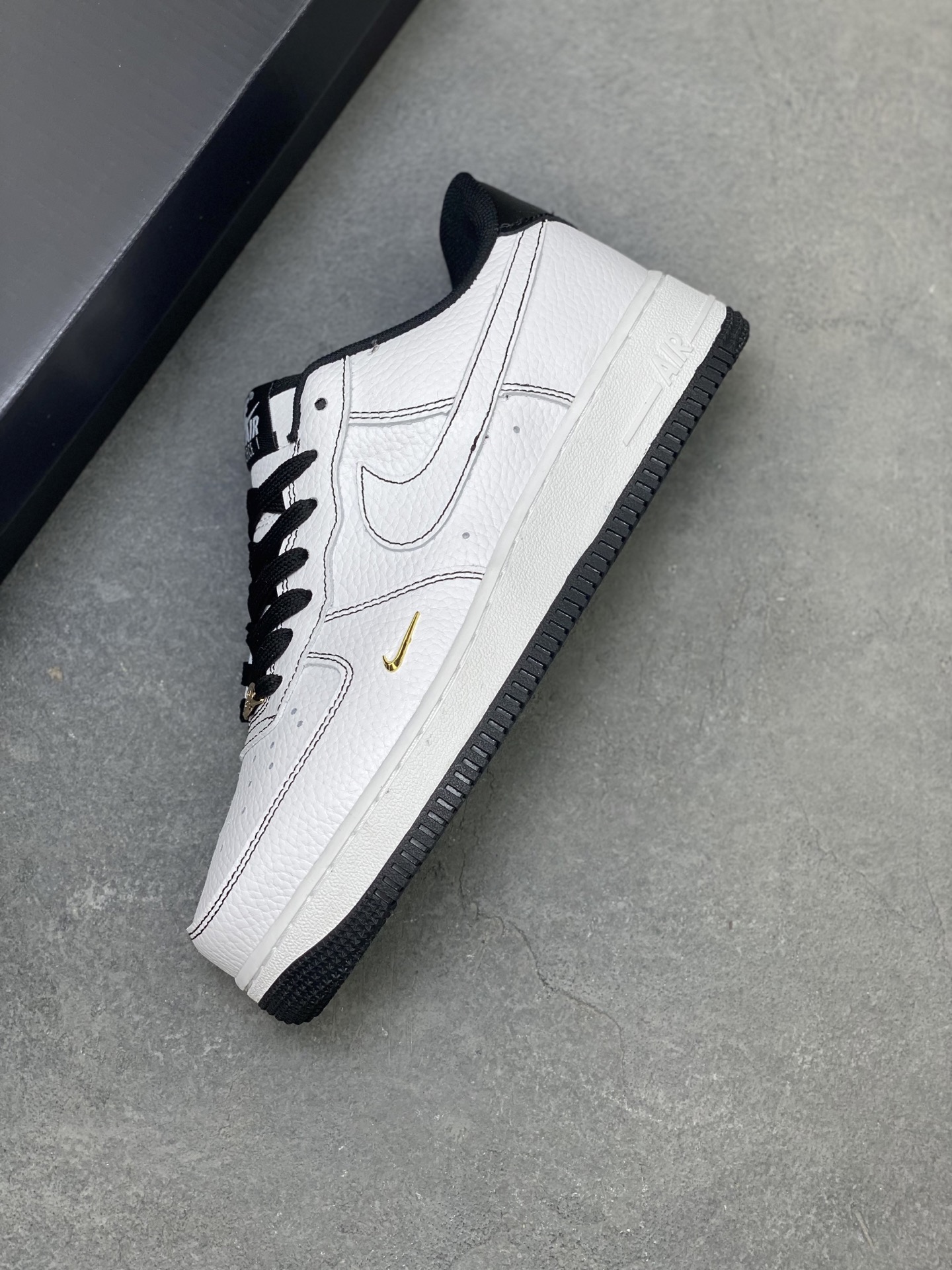Nike Air Force 1 '07 Low White/Black Stitching Detail Sneaker(IB6543-101) 8 i1754323694380 6042 0 6