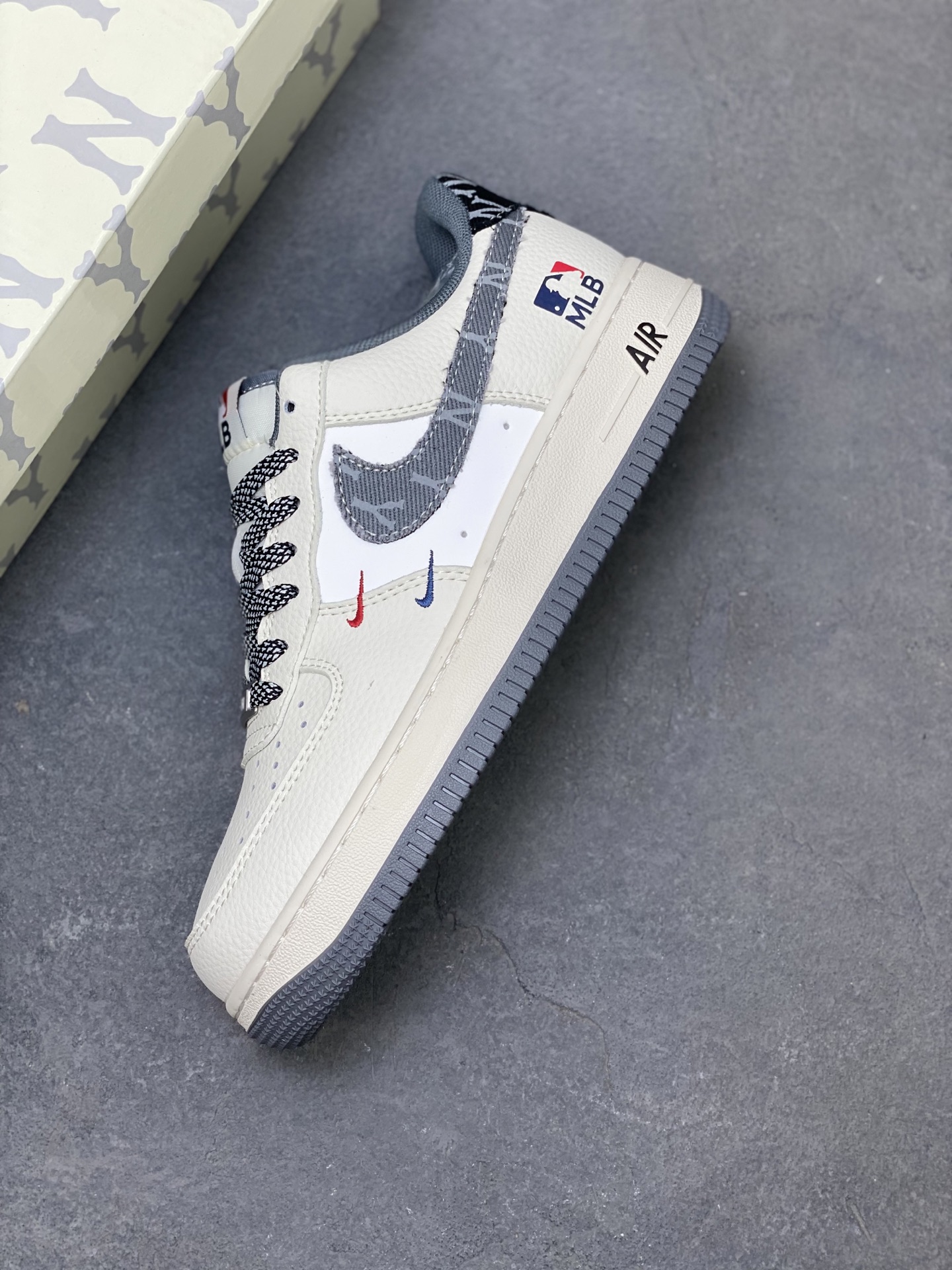 Nike Air Force 1 '07 Low MLB Edition - Limited Release, Premium Comfort 7 i1754323823873 3356 0 6