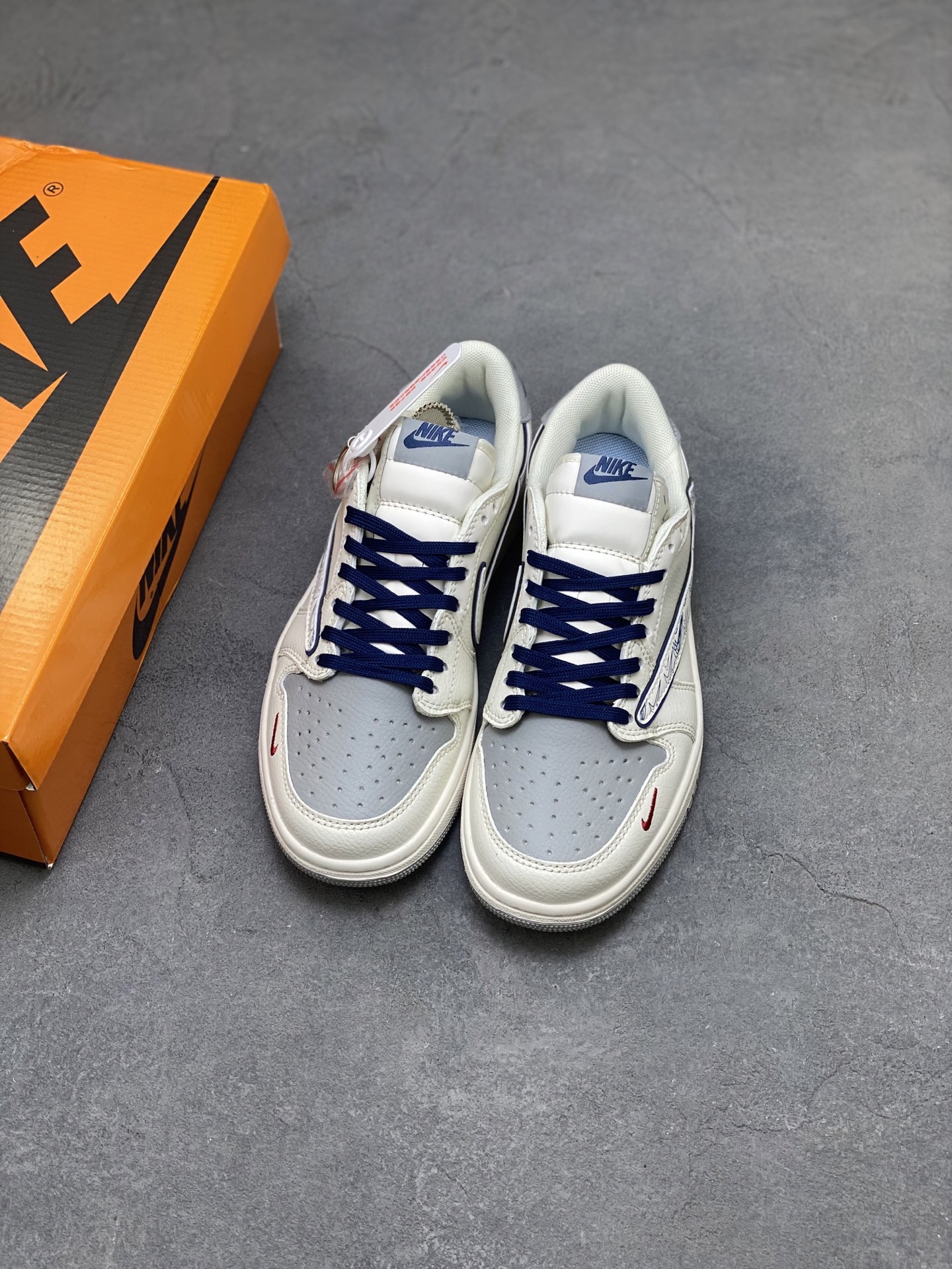 Nike Air Jordan 1 Low Travis Scott DIY Custom Sneakers - Perfect Quality 8 i1754324039793 8700 0 7