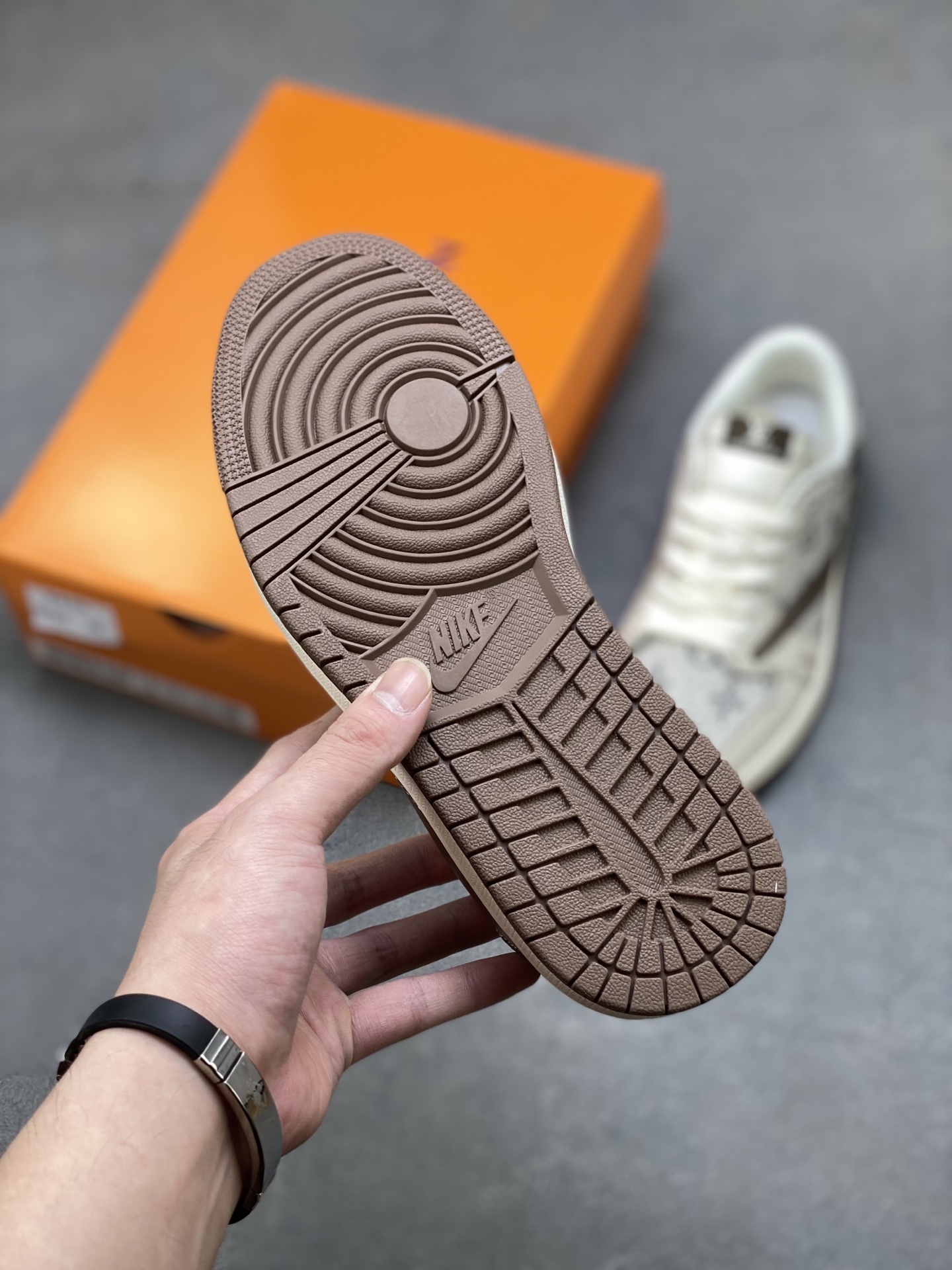 Nike Air Jordan 1 x Travis Scott Custom Low Sneakers 7 i1754324084166 3914 0 5