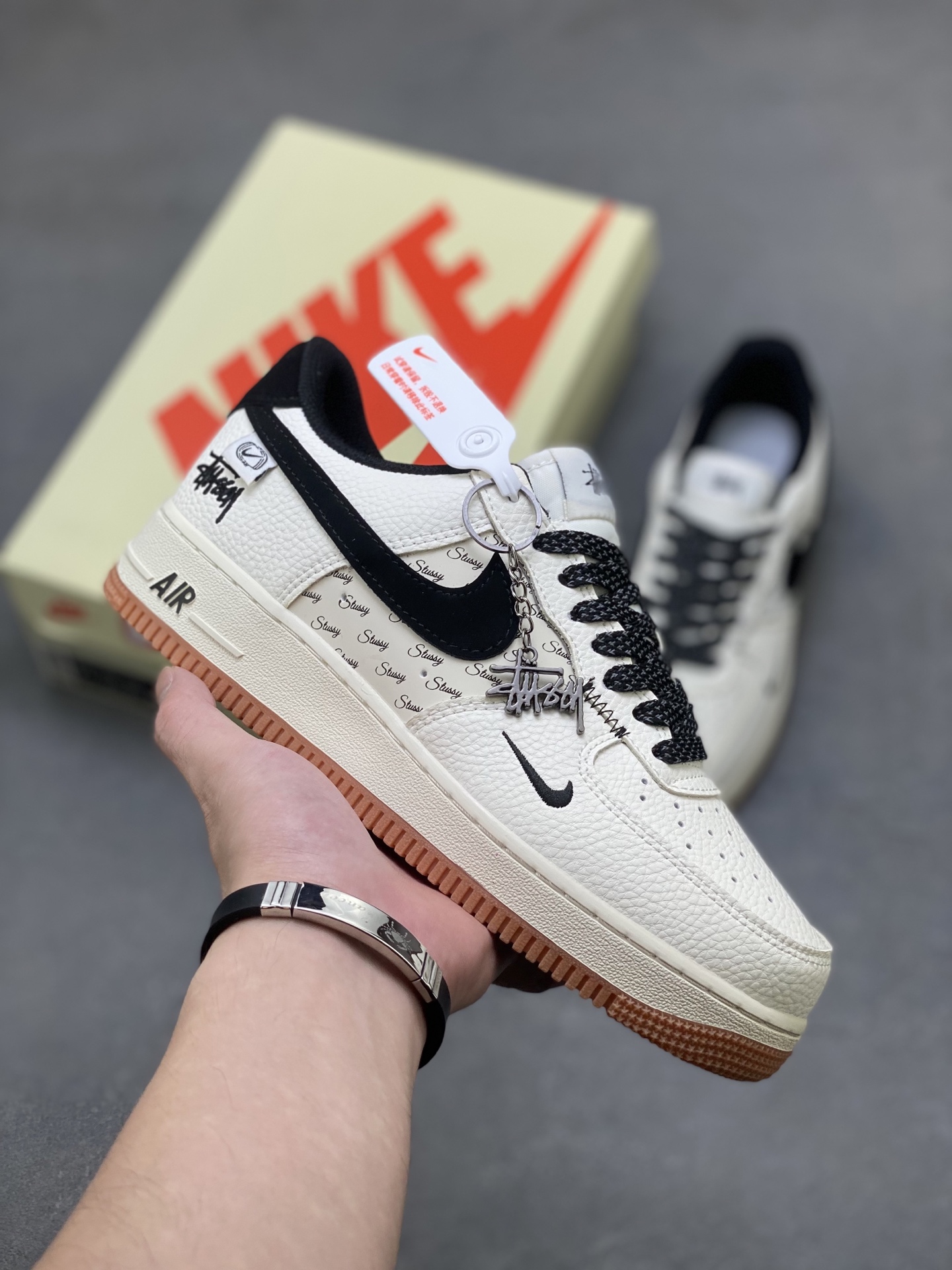 Nike Air Force 1 '07 Low Stussy Collab Sneakers Limited Edition - Size 36-45 2 i1754419798109 5613 0 0