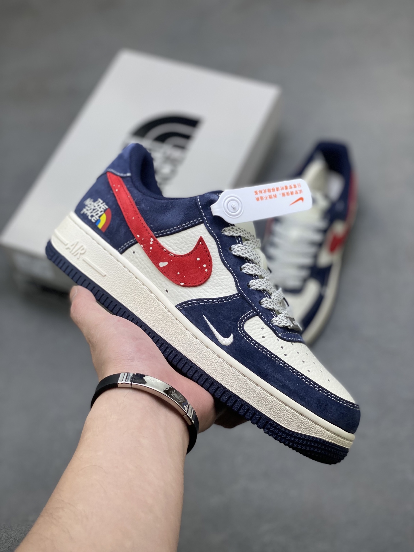 Nike Air Force 1 '07 Low Sneakers - Limited Edition, Comfortable and Durable 2 i1754419890390 9247 0 0