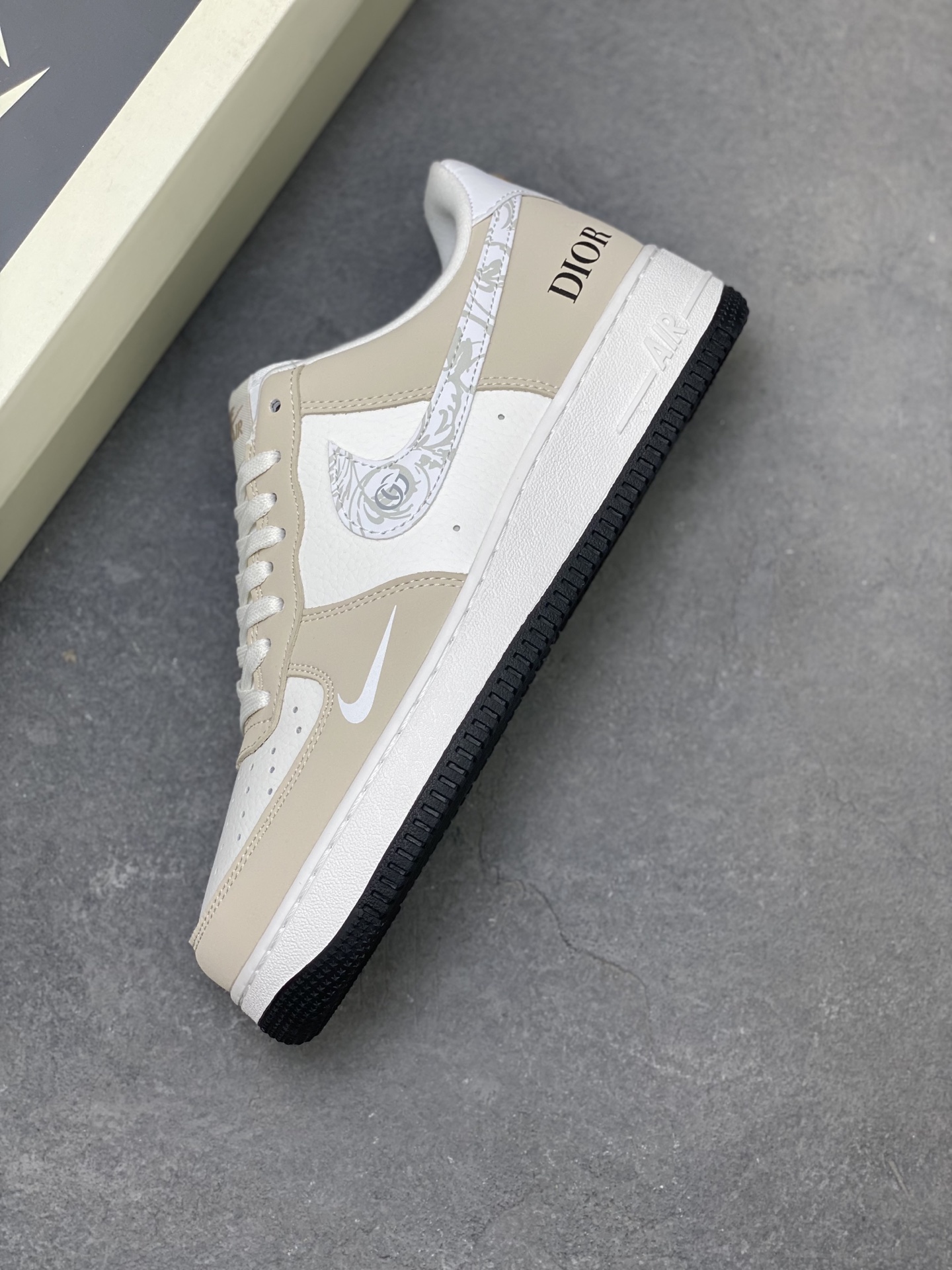 Nike Air Force 1 '07 Low Sneakers - Beige/White, Limited Edition 8 i1754420028694 3234 0 6