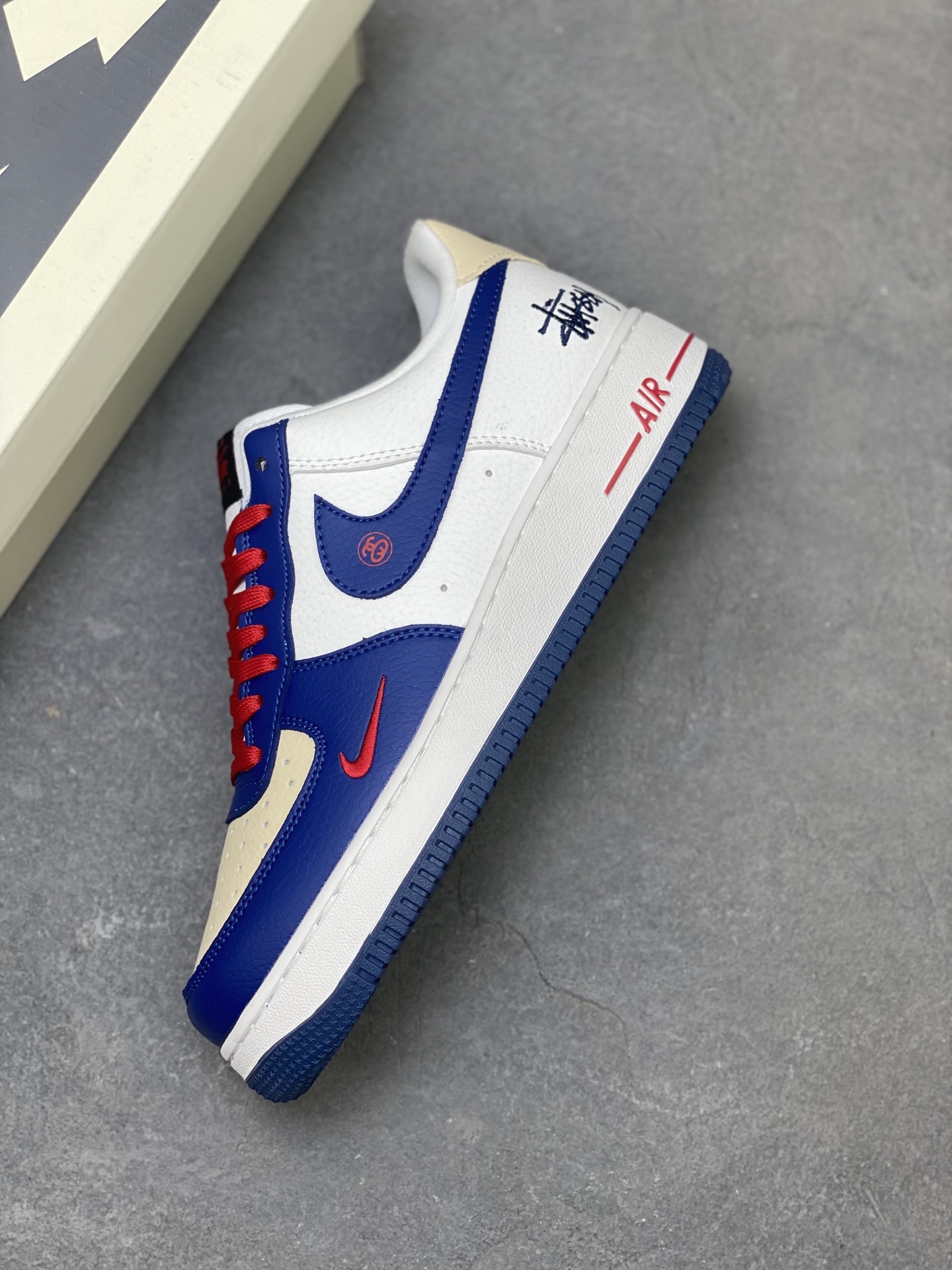 Nike Air Force 1 '07 Low White Blue Red Casual Sneakers DQ6628-163 8 i1754420077677 4424 0 6