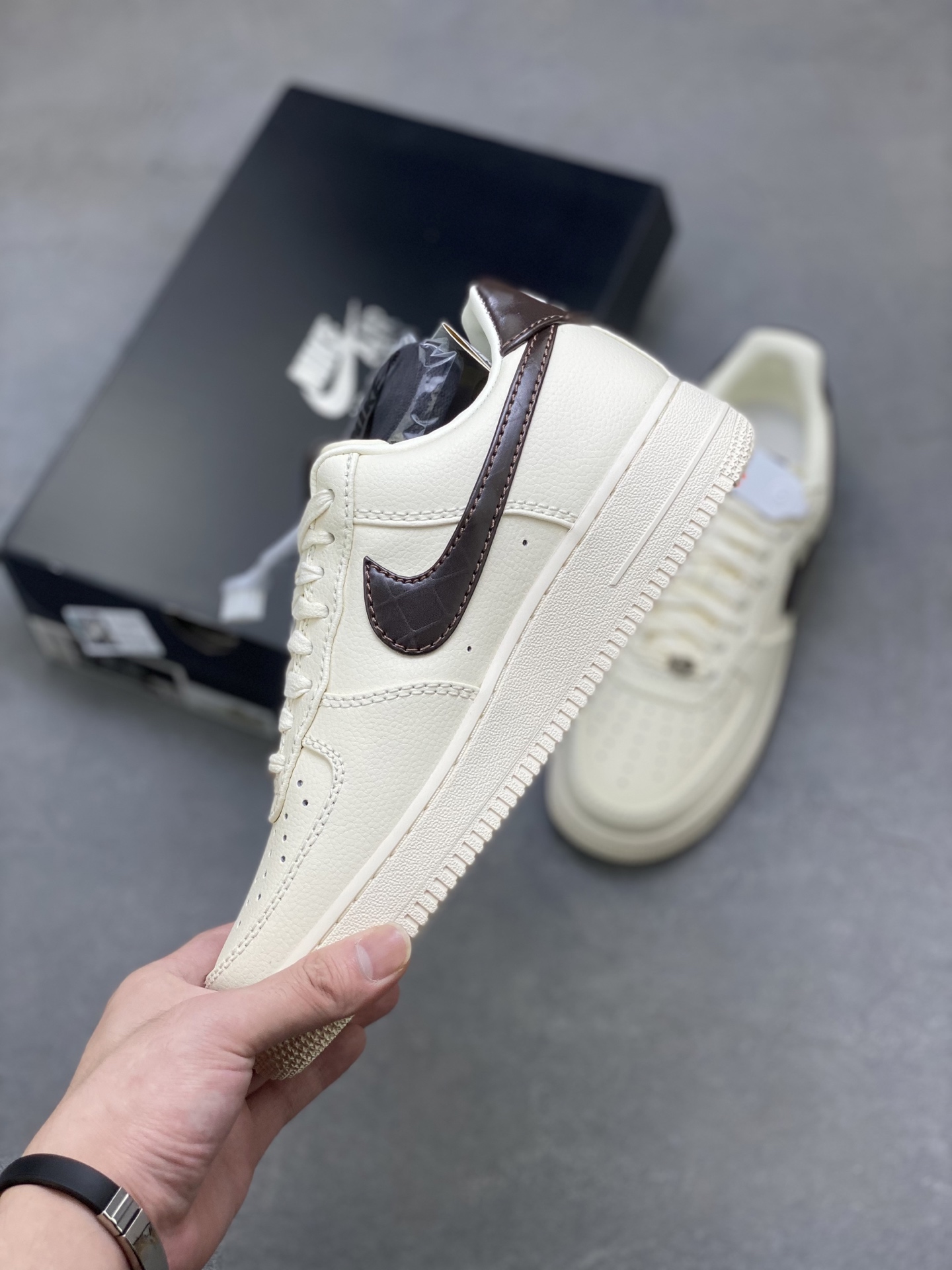Nike Air Force 1 '07 Low Sneakers - Ivory/Brown Leather Casual Shoes 4 i1754505375803 4452 0 2