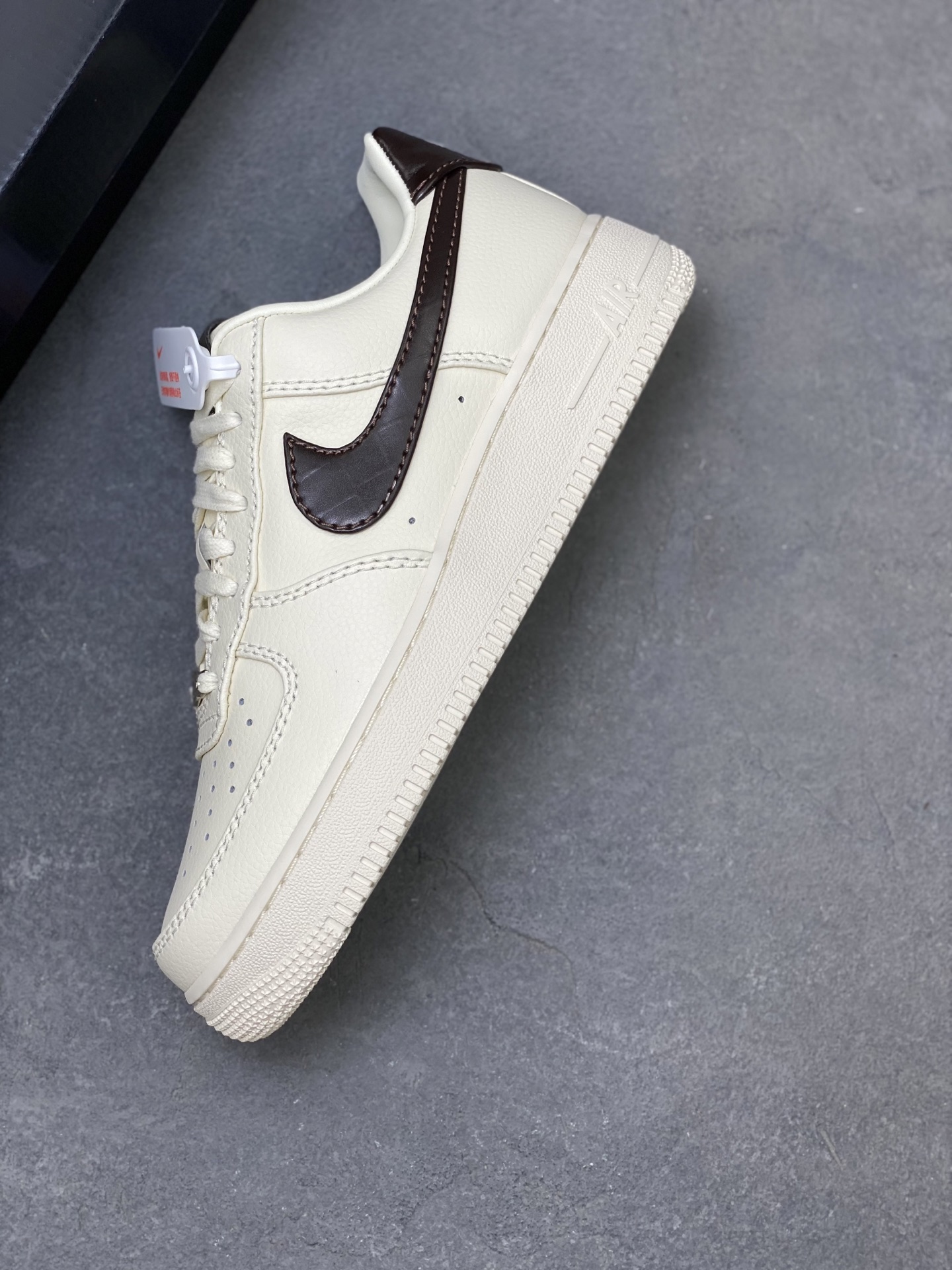 Nike Air Force 1 '07 Low Sneakers - Ivory/Brown Leather Casual Shoes 8 i1754505381044 5782 0 6