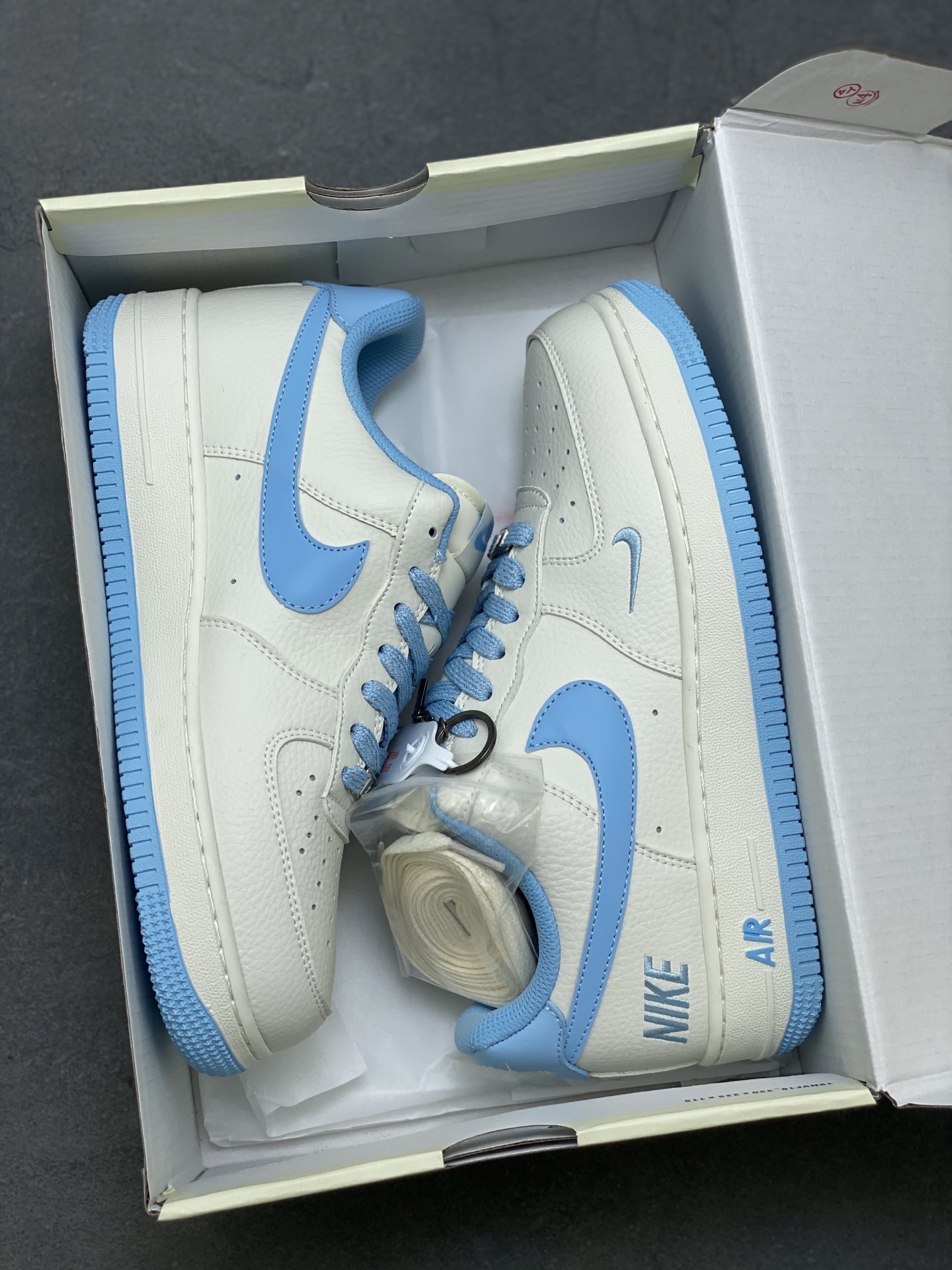 Nike Air Force 1 '07 Low Sneakers - Folded Stitching & Full-Length Air Cushion 10 i1754670207601 9665 0 8