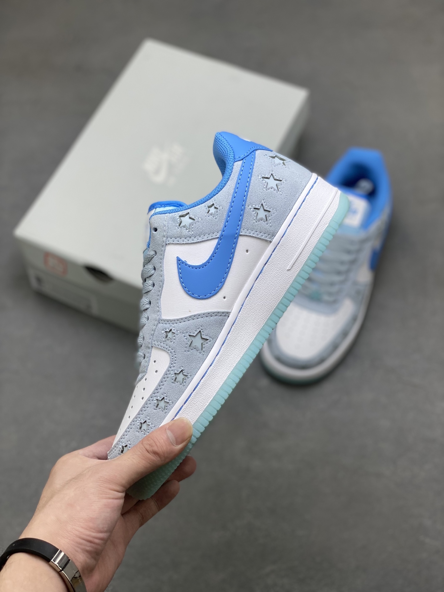 Nike Air Force 1 '07 Low Blue Star Sneakers HQ8051-400 Limited Edition 4 i1754670404338 8187 0 2