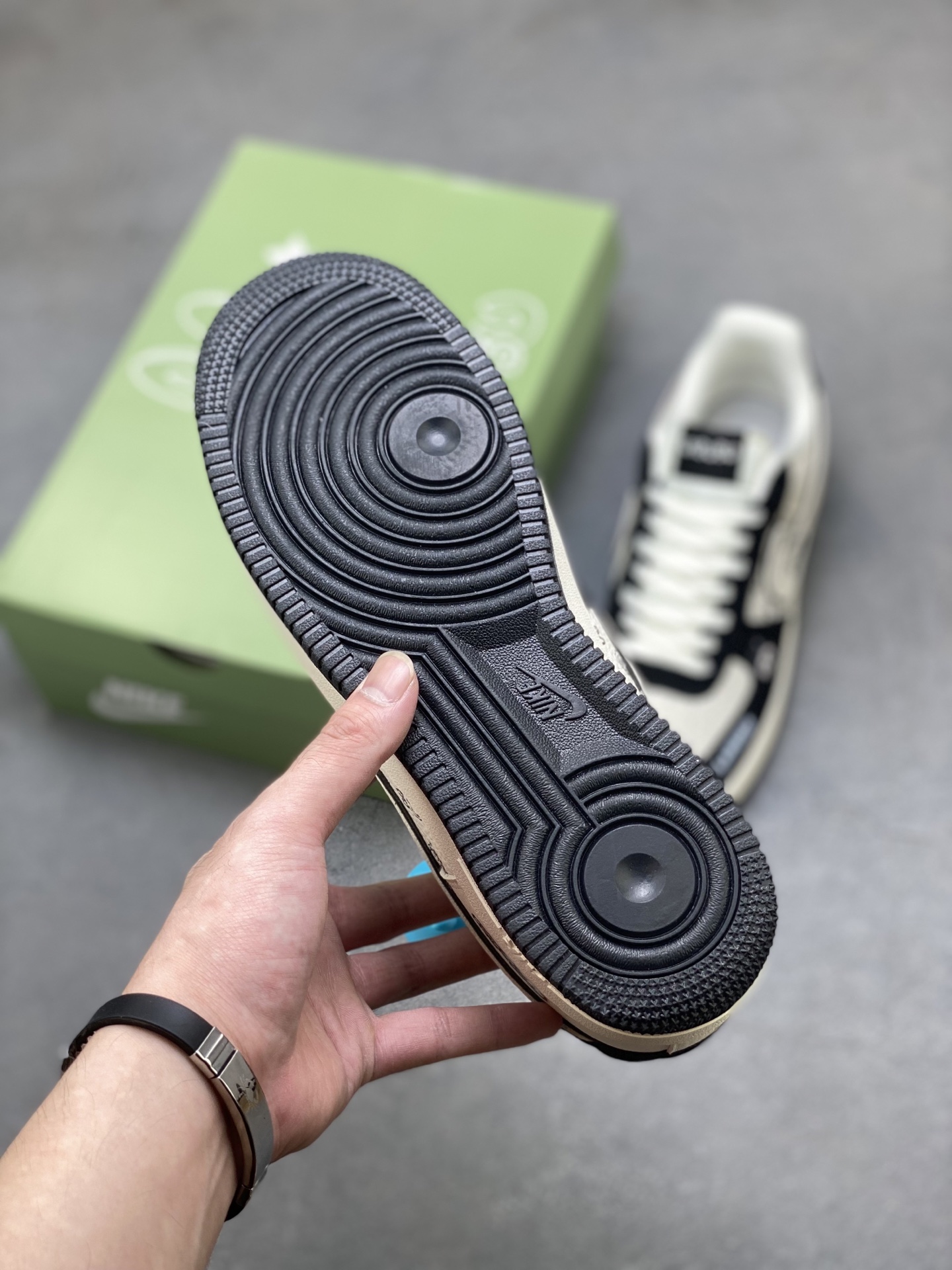 Nike Air Force 1 '07 Low Labubu Limited Edition Sneakers - DX0188-092 7 i1754755820548 3310 0 5