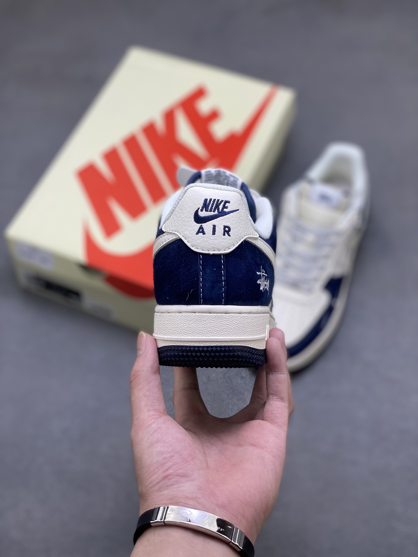 Nike Air Force 1 '07 Low Stussy Collab Sneakers Navy Blue and White 5 i1754755907025 4392 0 3