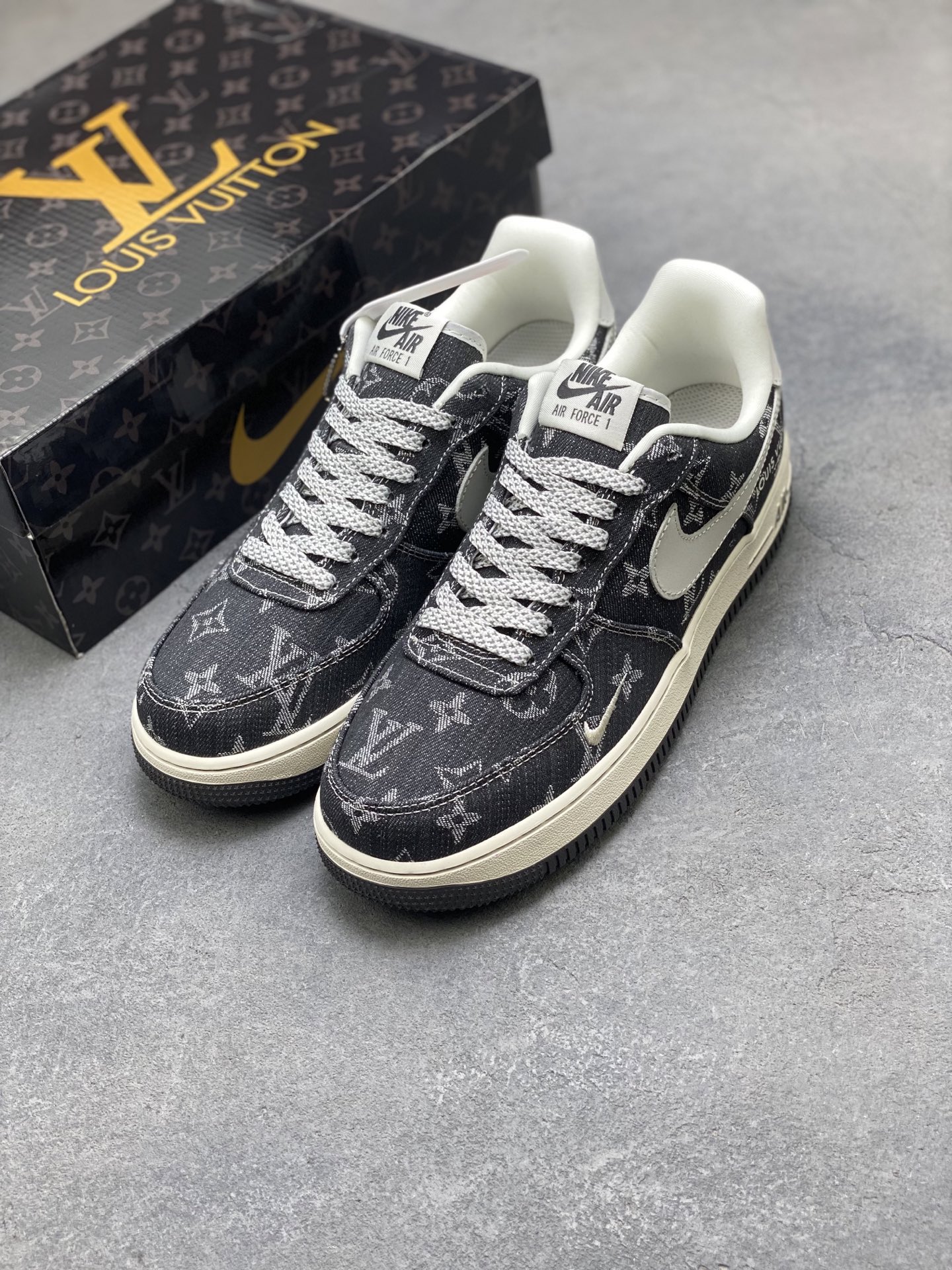 Nike Air Force 1 Low '07 Louis Vuitton Custom Sneakers Limited Edition 9 i1754756278446 3336 0 7