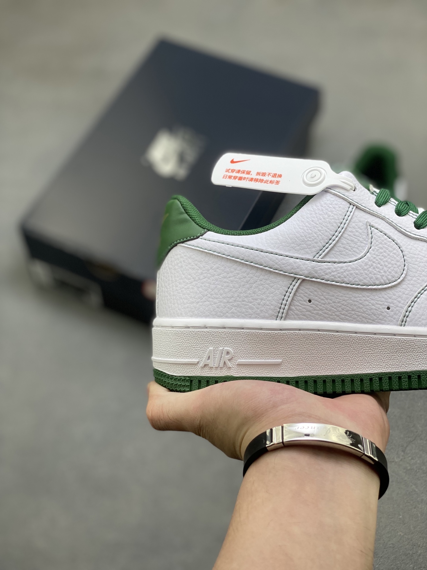 Nike Air Force 1 '07 Low White/Green Limited Edition Sneaker 6 i1754756360011 7968 0 4