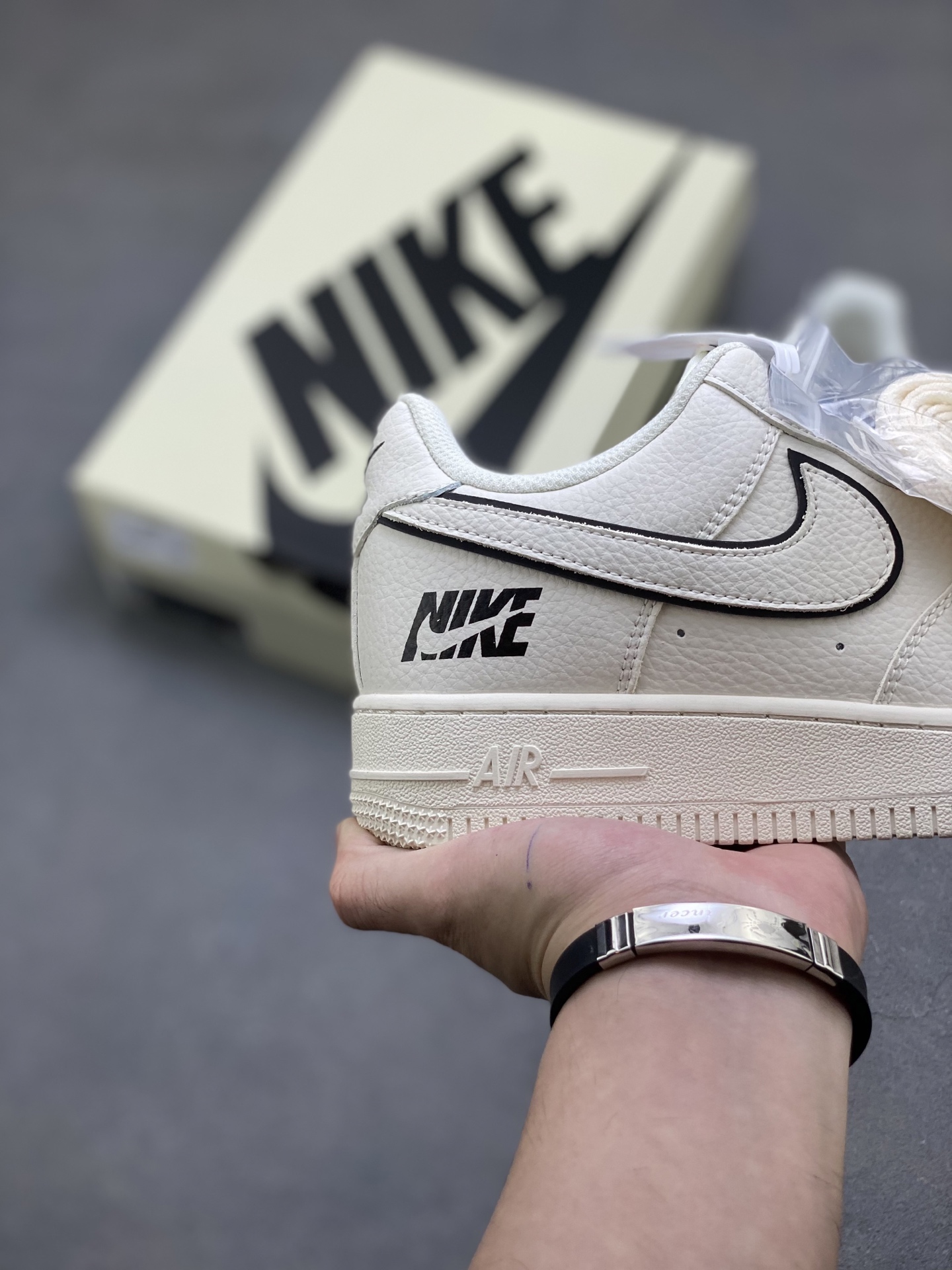 Nike Air Force 1 '07 Low Cream White/Black Casual Sneakers CS5288-031 6 i1754940845157 3707 0 4