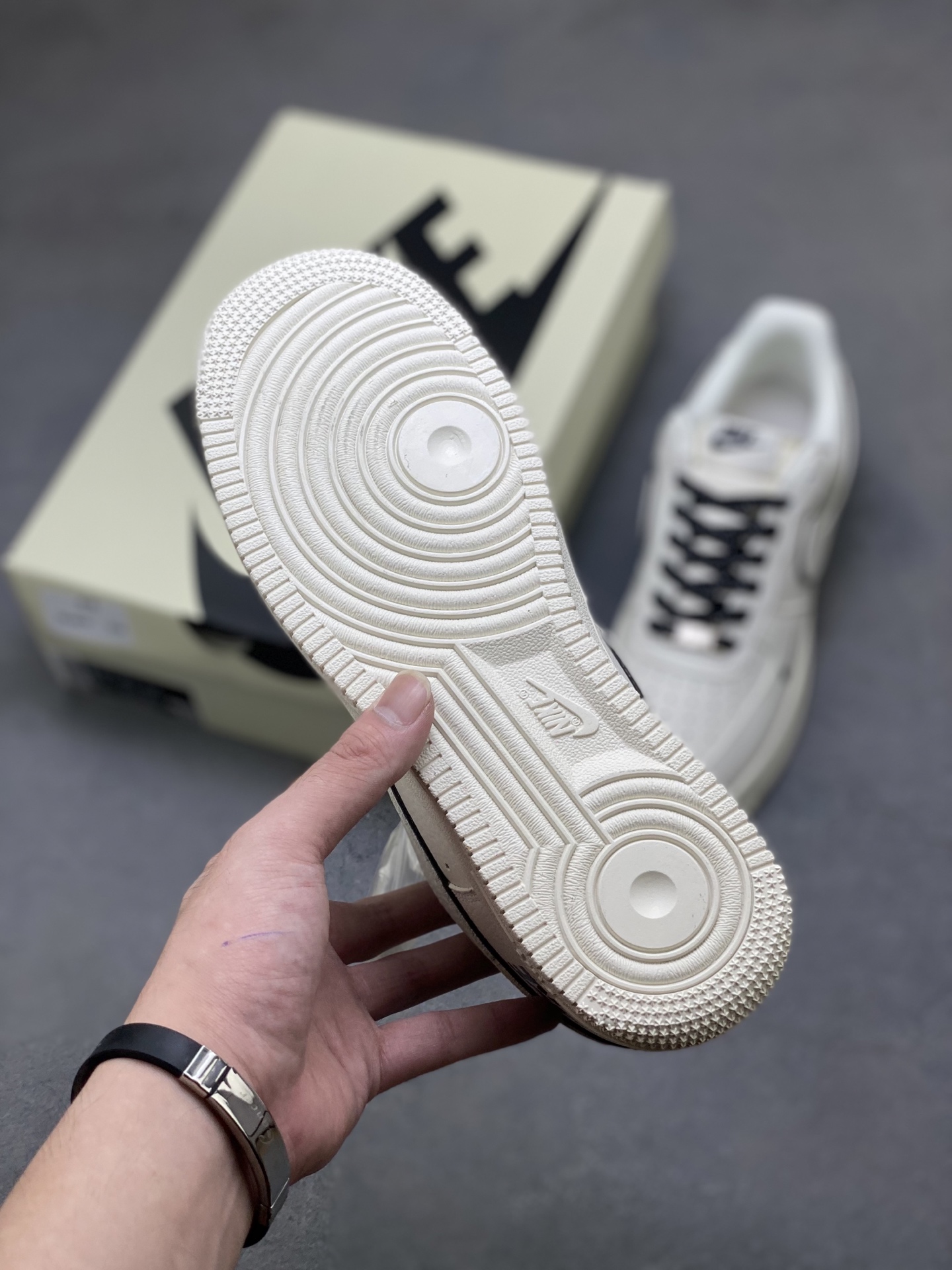 Nike Air Force 1 '07 Low Cream White/Black Casual Sneakers CS5288-031 7 i1754940845172 4874 0 5