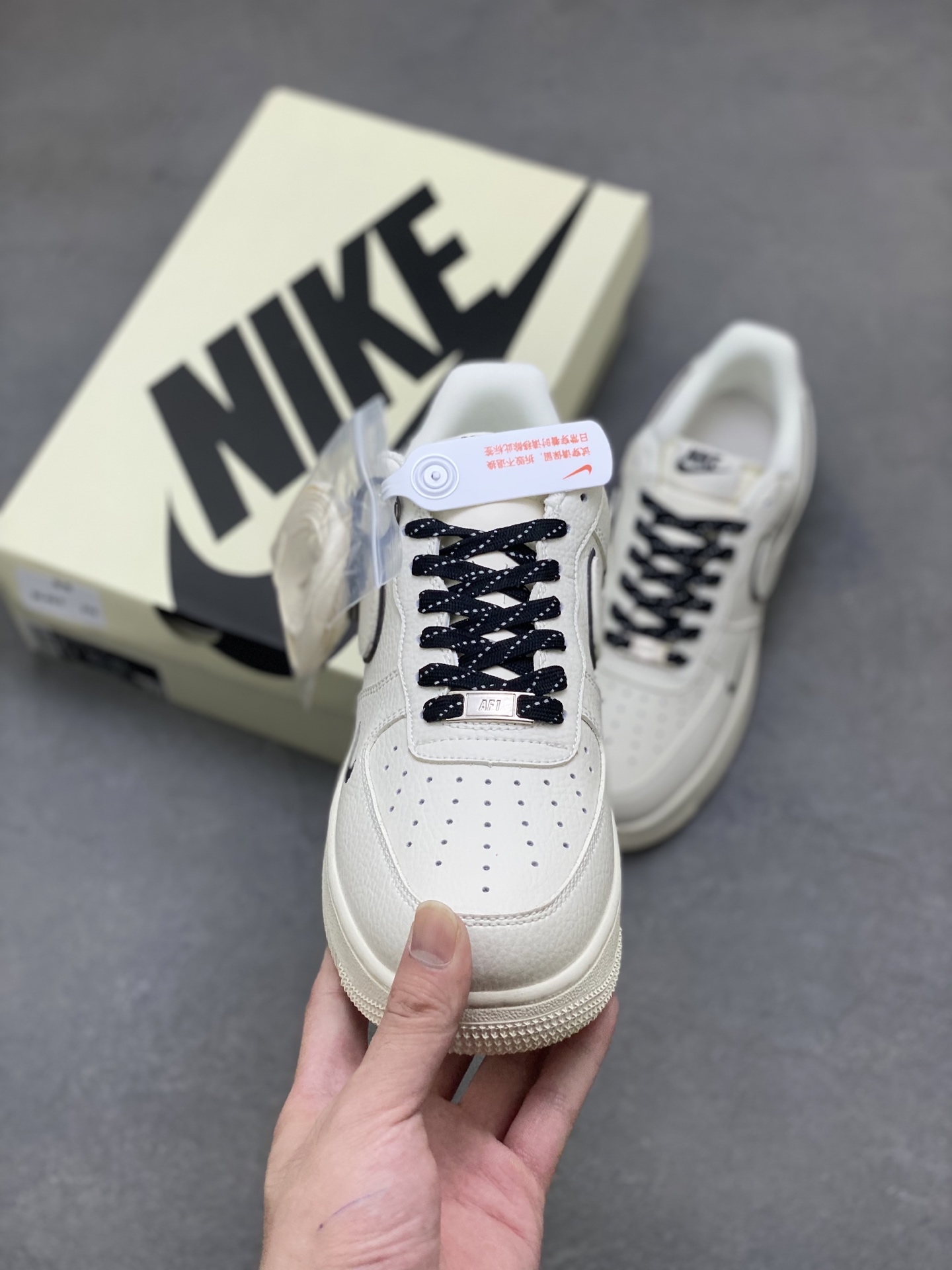 Nike Air Force 1 '07 Low Cream White/Black Casual Sneakers CS5288-031 3 i1754940845274 2590 0 1