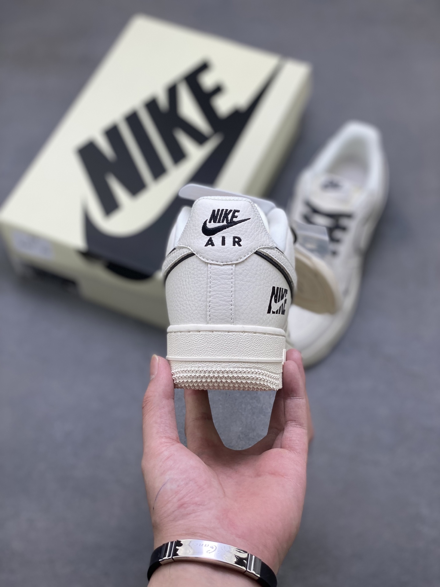Nike Air Force 1 '07 Low Cream White/Black Casual Sneakers CS5288-031 5 i1754940849096 2754 0 3